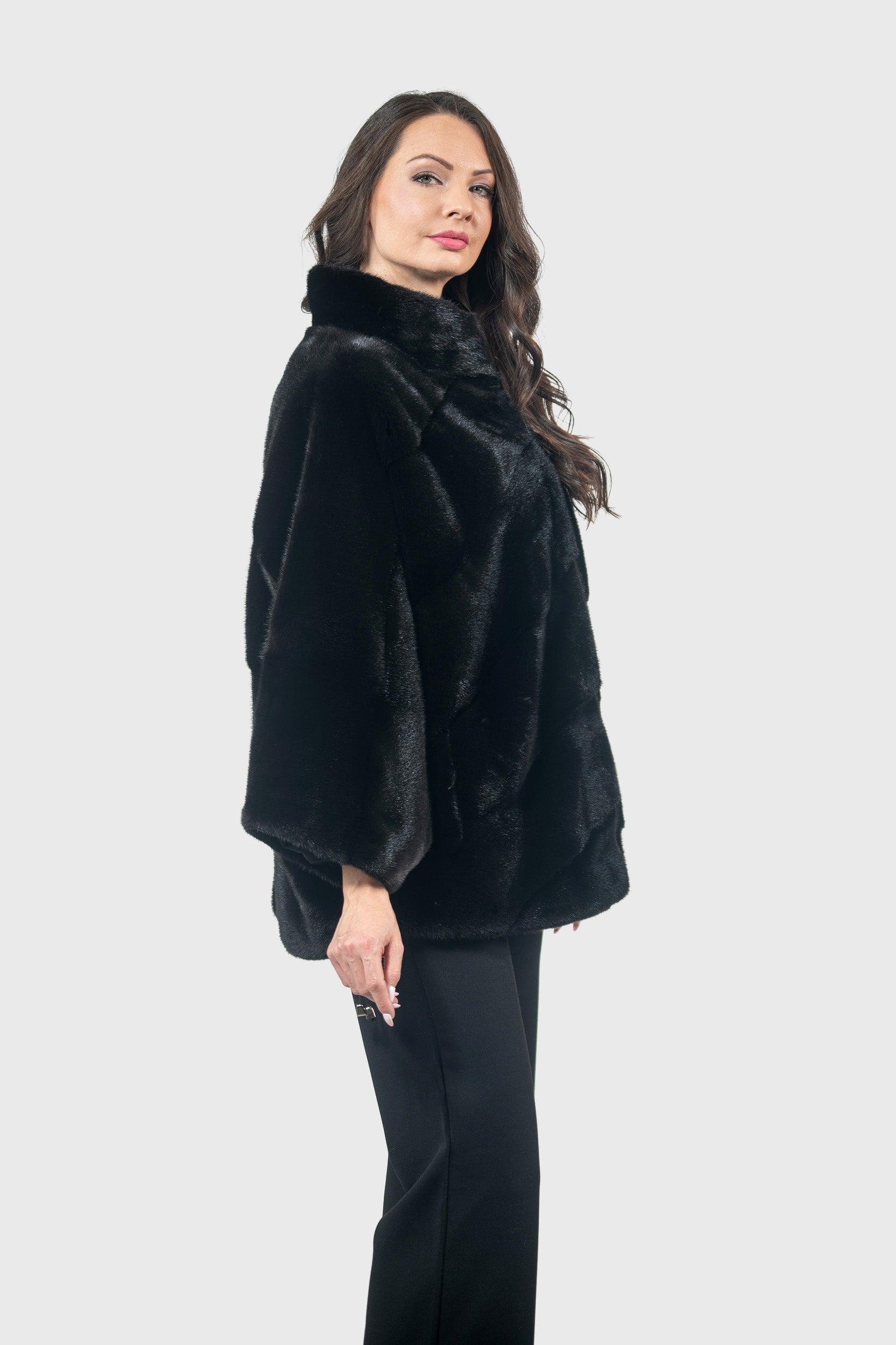 Blackglama Mink Cape A/KR6