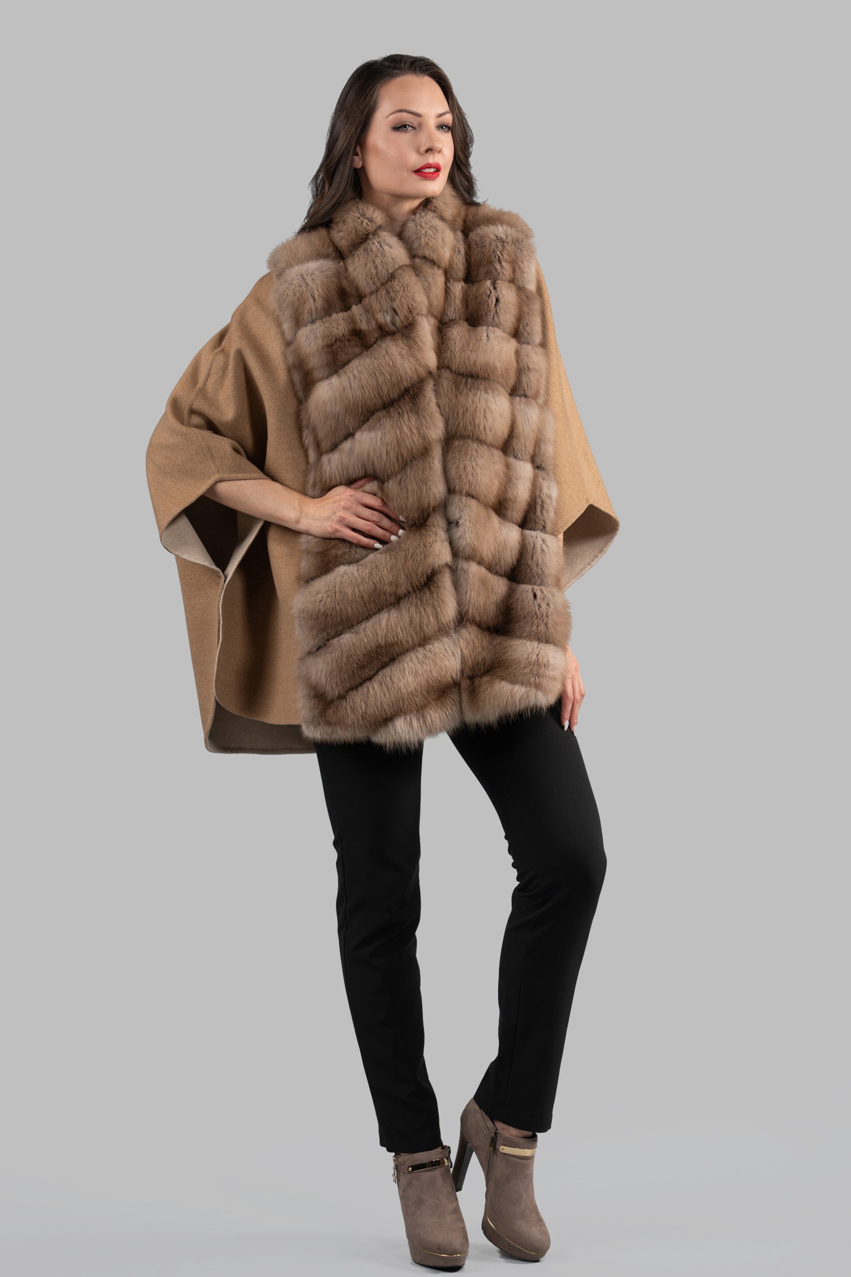 Beige Ecru Cashmere Cape with Baumarten Trim 18M950