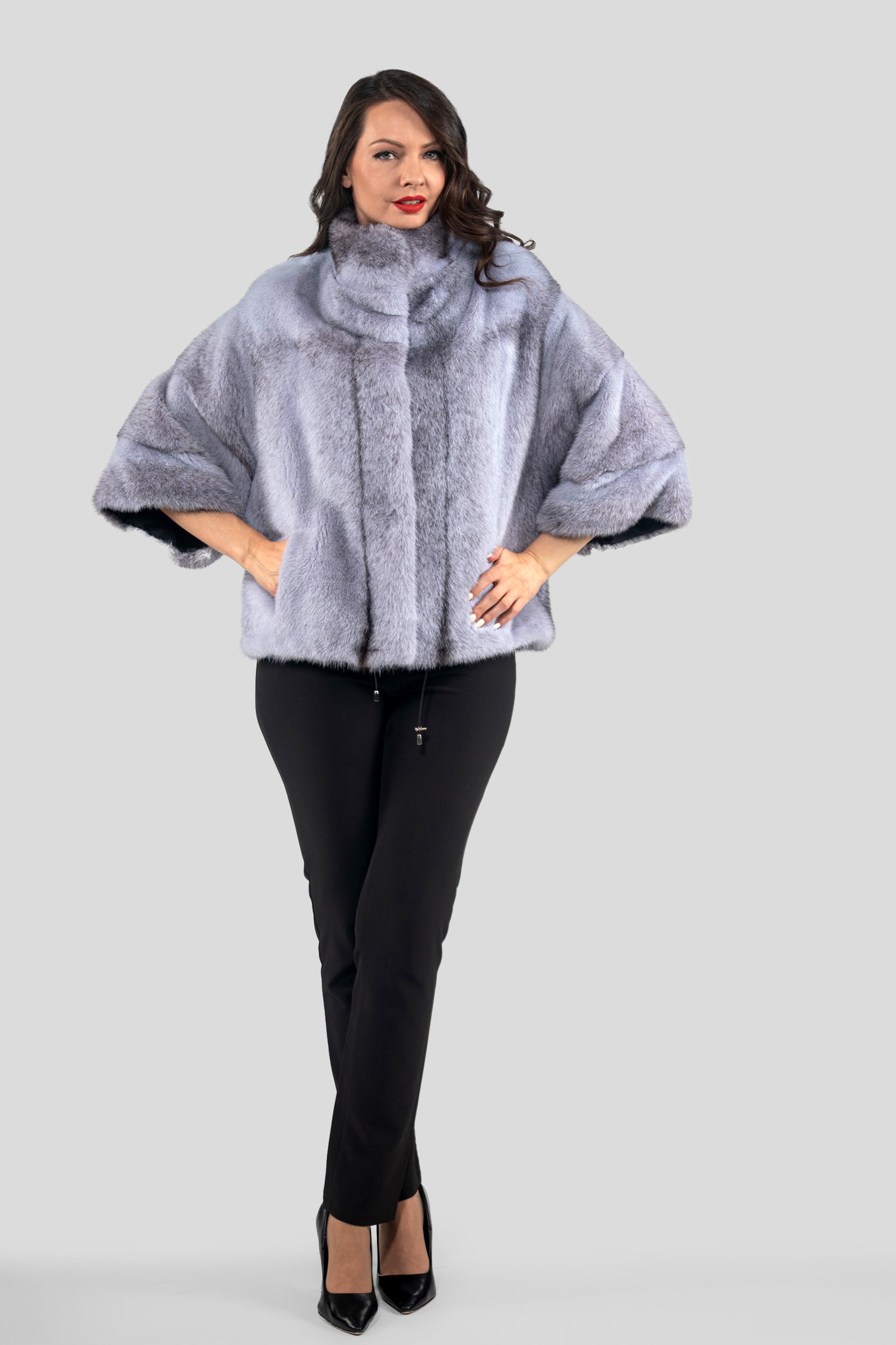 Grey Moon Cross Mink Jacket with Stand Collar and Short Sleeves L/O13C138