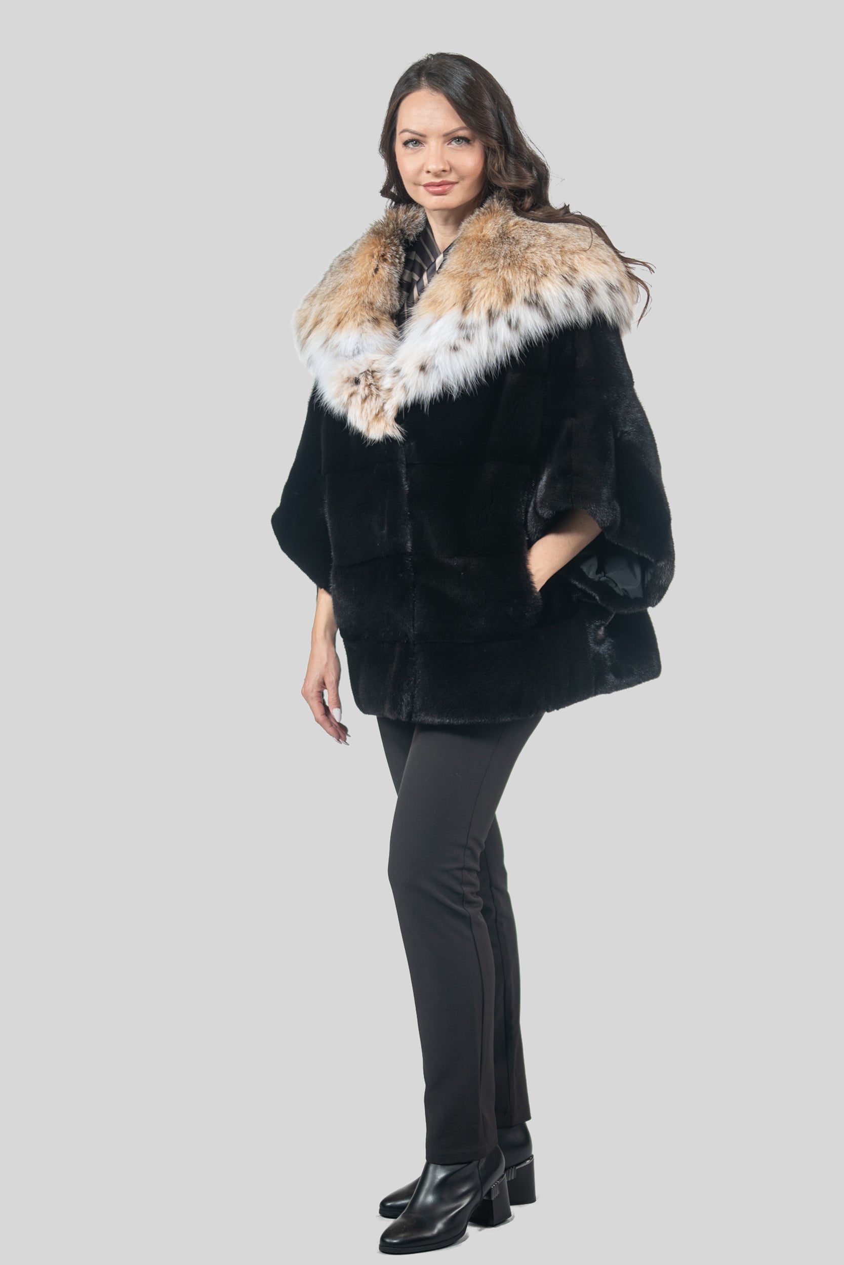 Blackglama Mink Hooded Cape with Bobcat Trim P/K13C949