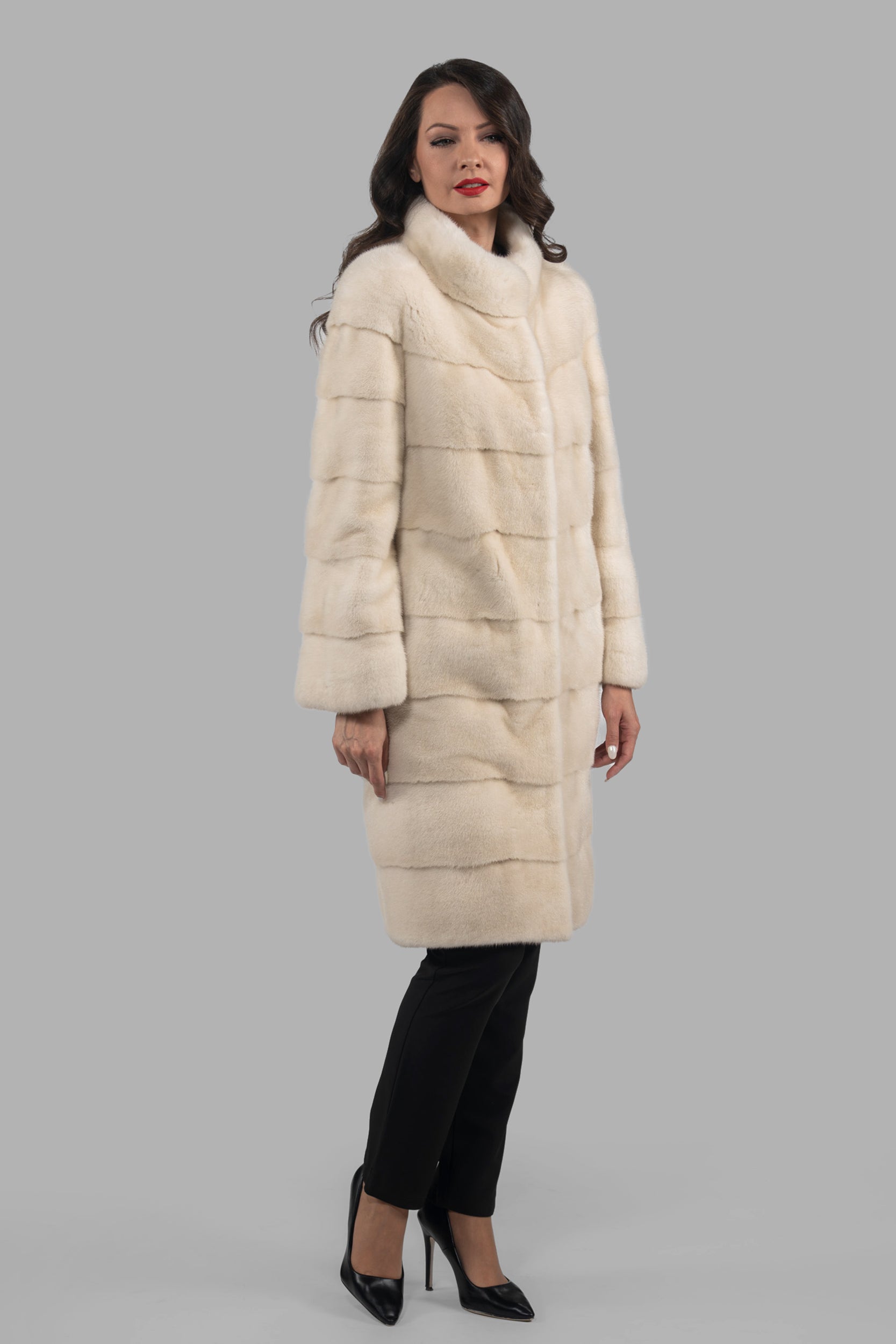 Pearl G/W Mink Half Coat with Stand Collar P/K13C530