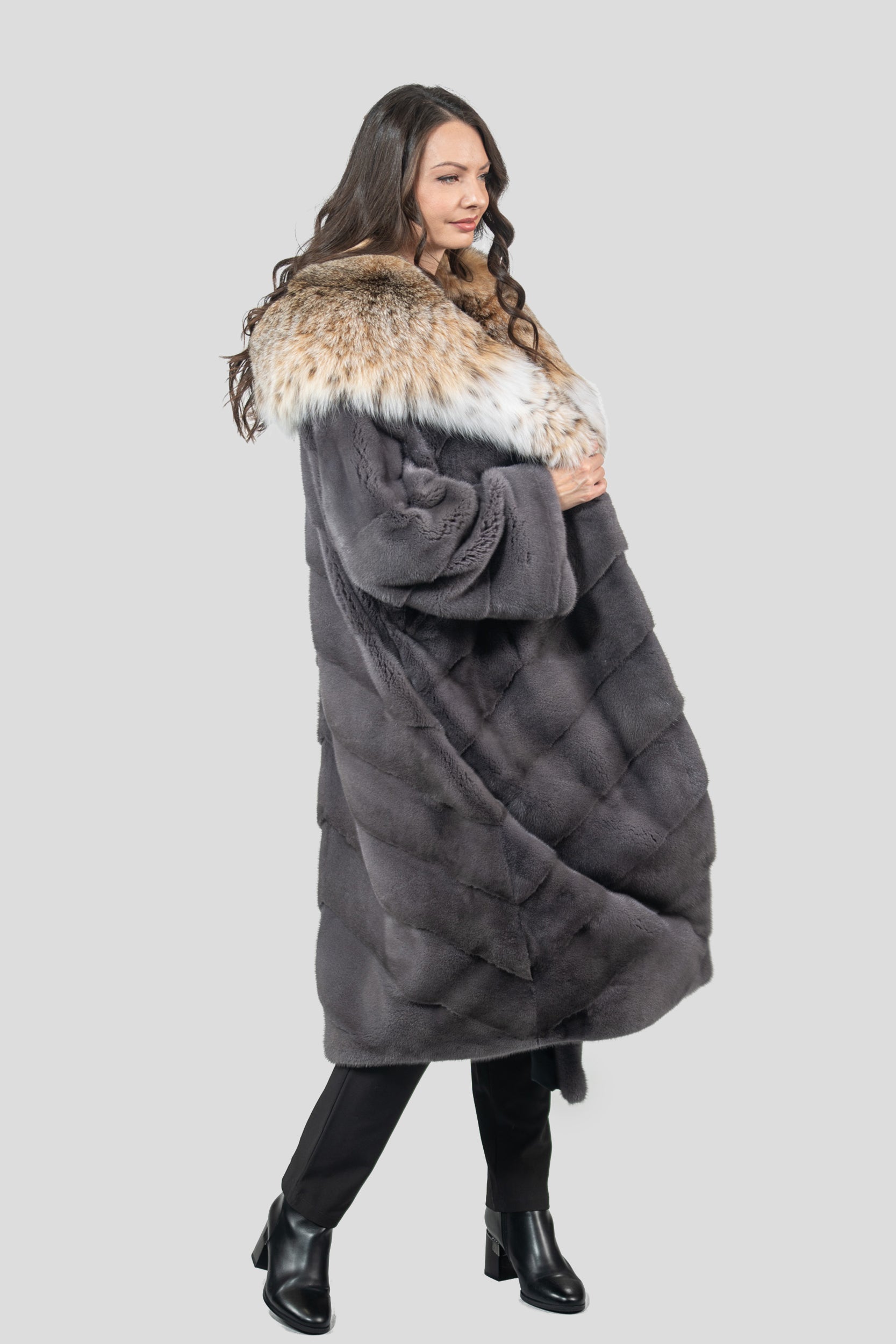 Grey Moon Mink Coat with Bobcat Hood A/K13C850