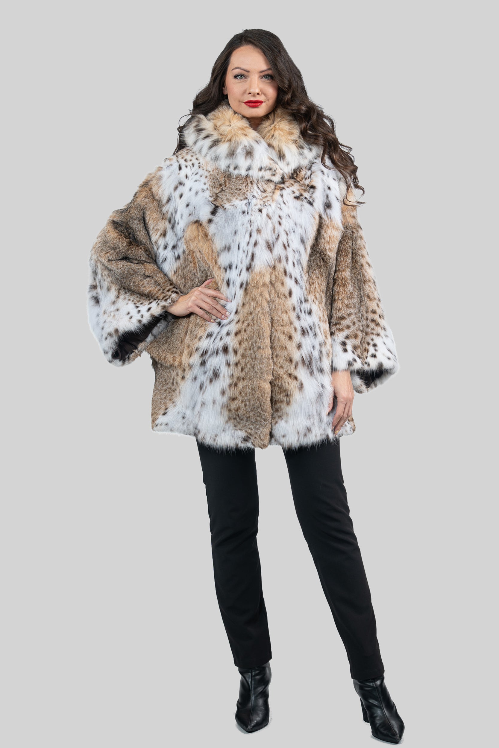 Bobcat Hooded Cape 13C949H