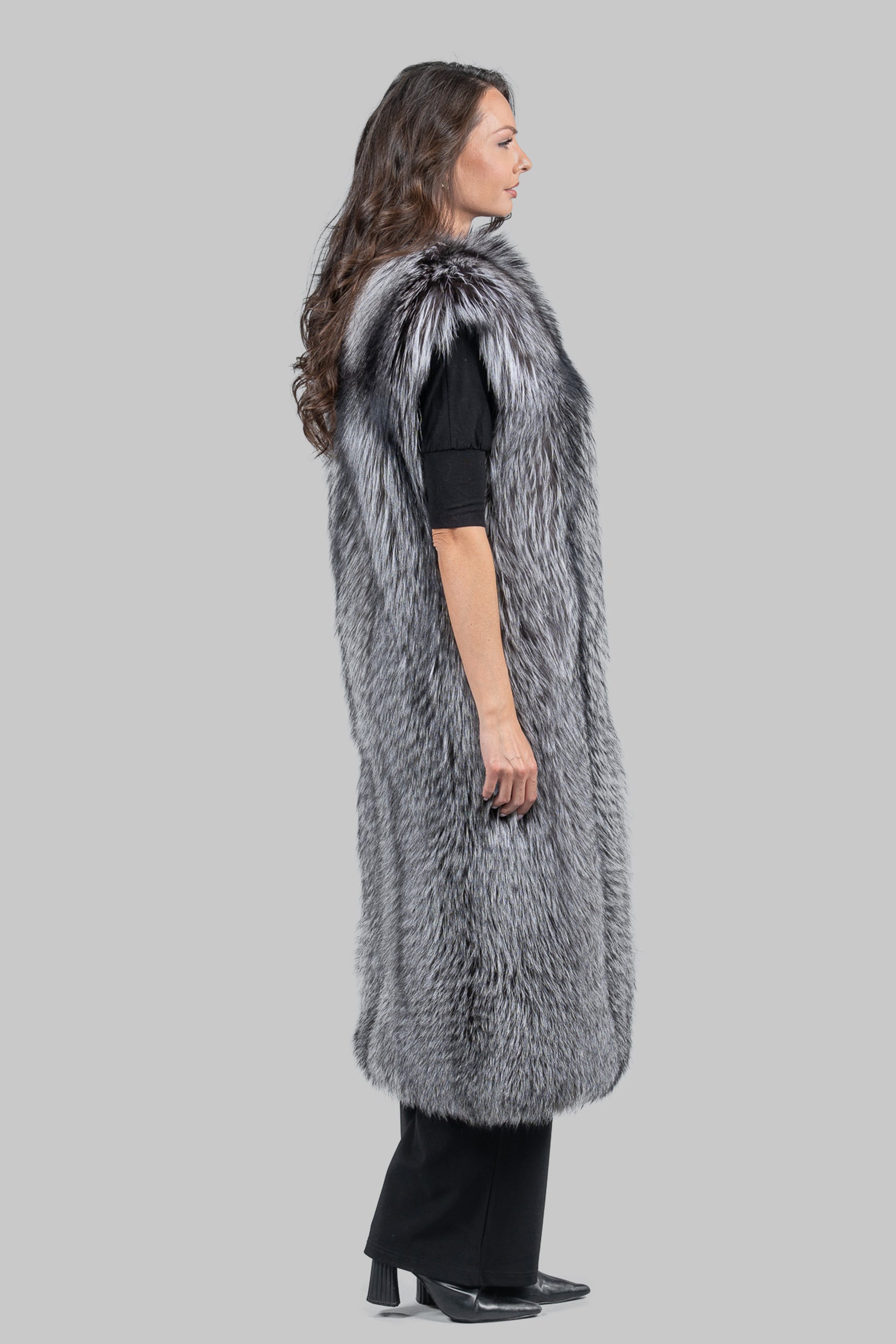 Arizante Full-Length Fox Fur Vest L/O13C519