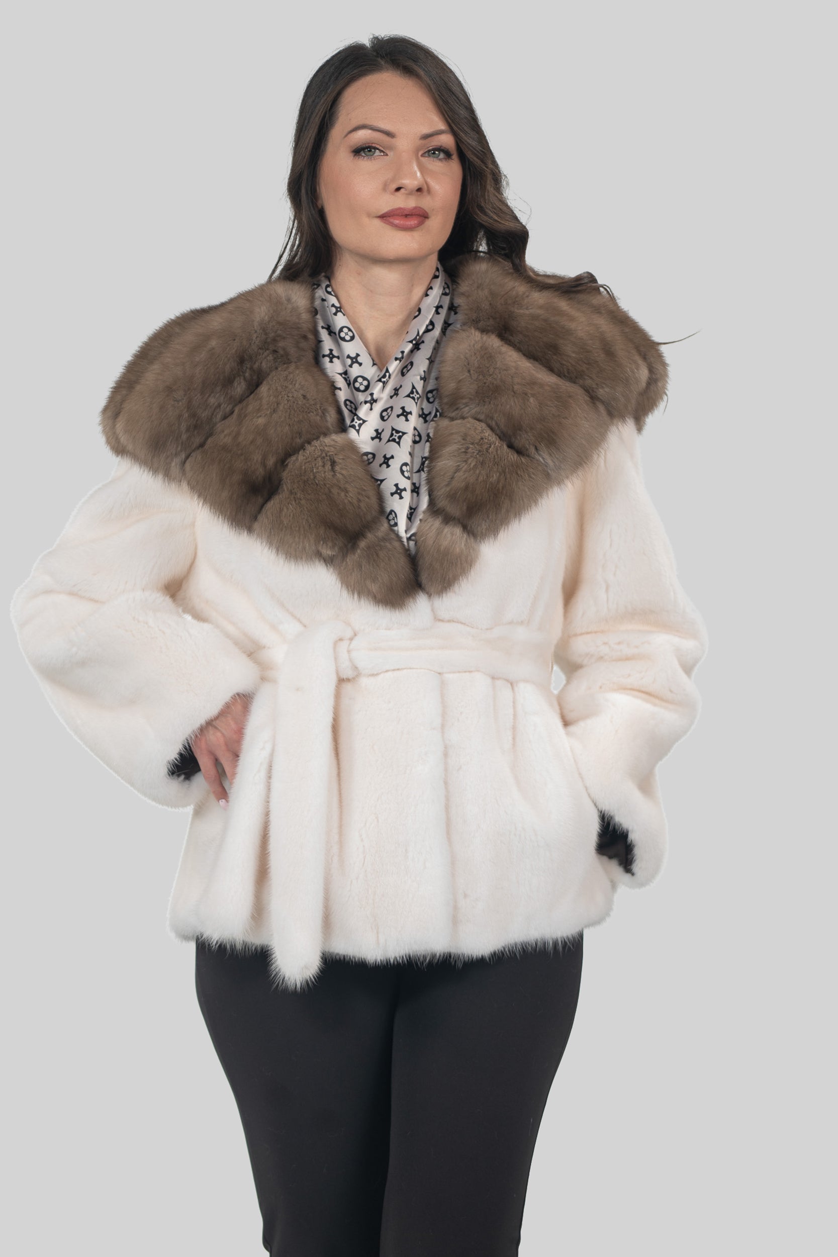 Pearl Mink Half Coat With Russian Sable Hood L/O13C978