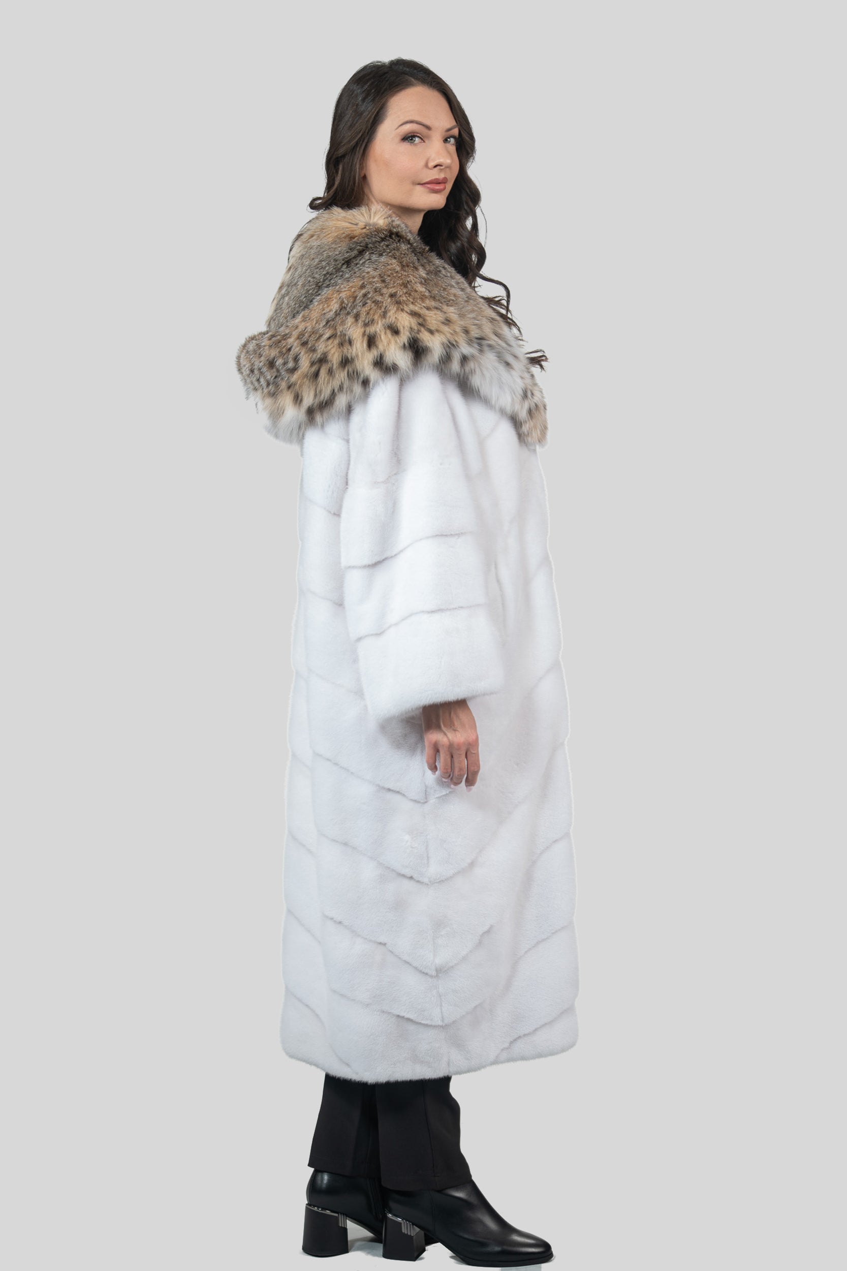 White Mink Coat With Bobcat Hood A/K13C850