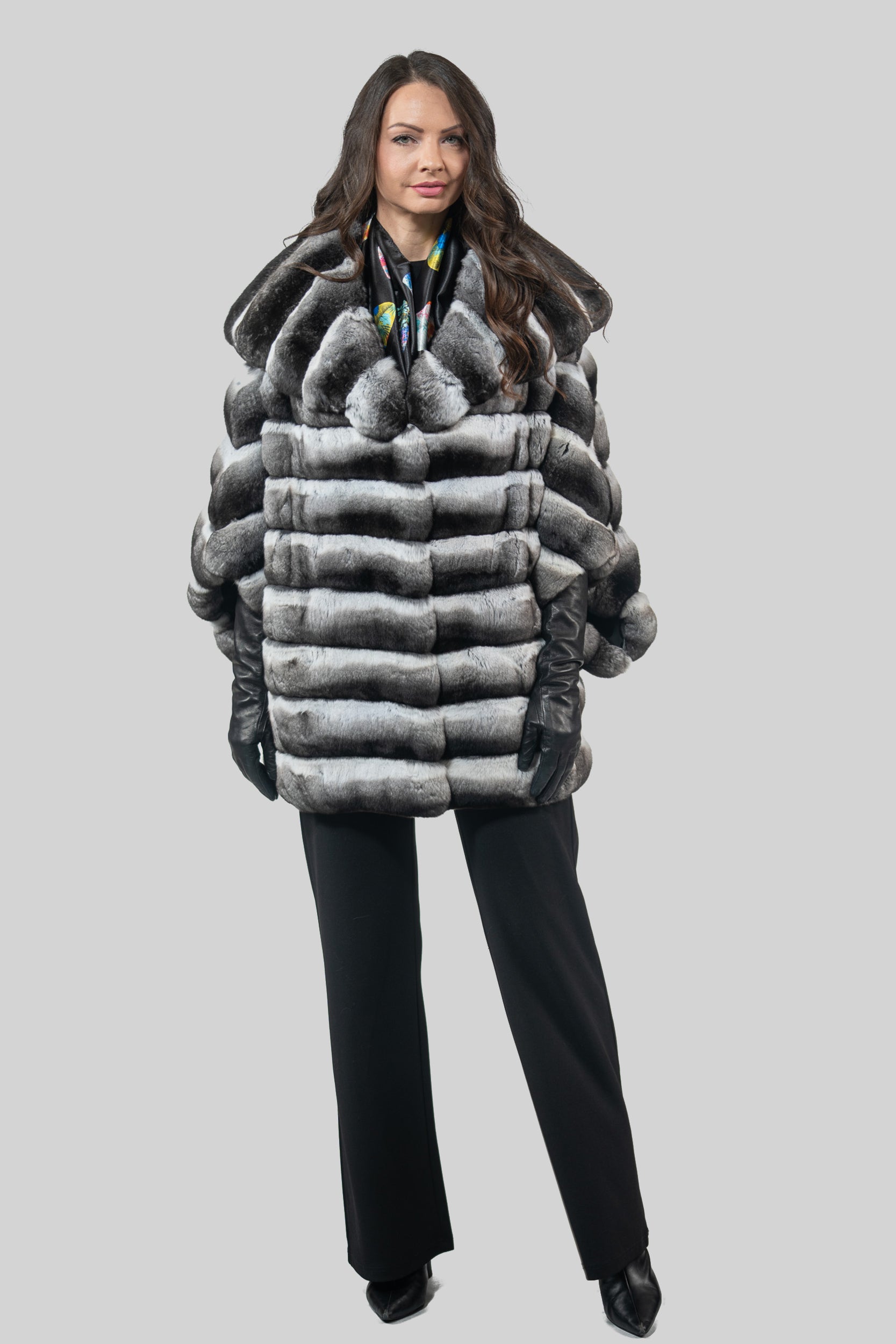 Chinchilla Hooded Cape P/K13C949