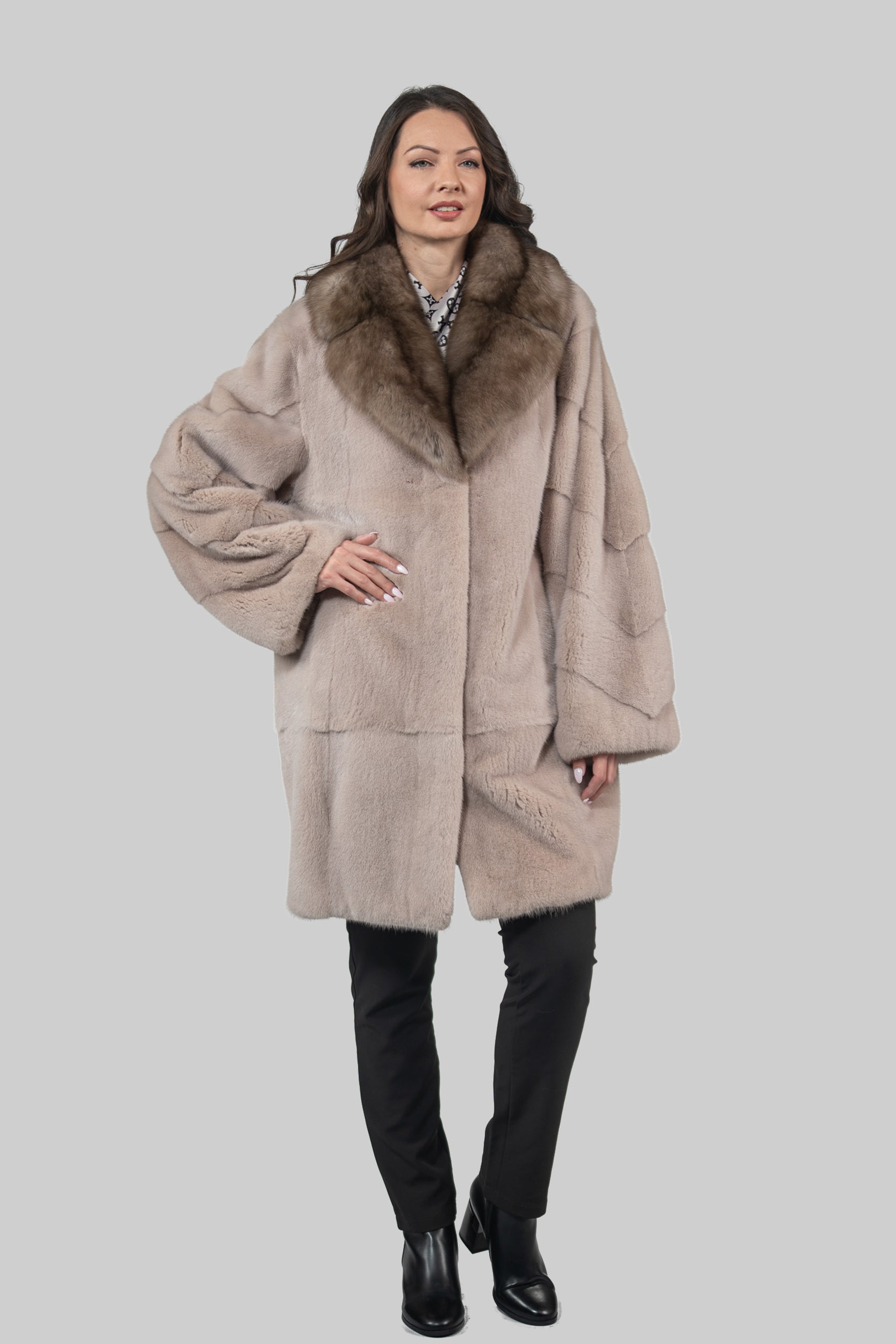 Tiramisu Mink Half Coat with Russian Sable-Trimmed Notch Collar S/S19C439