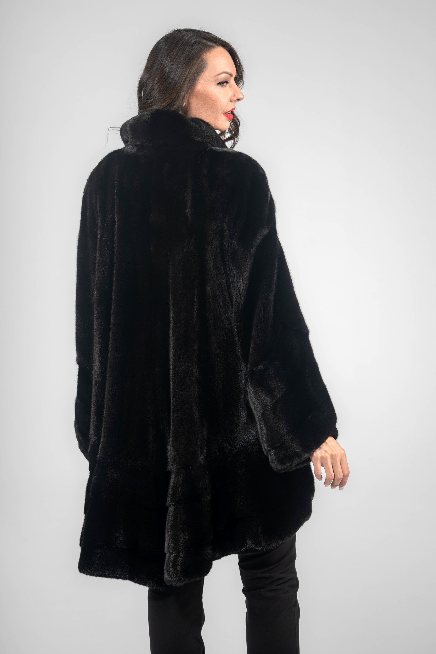 Black Mink Half Coat L/O2550