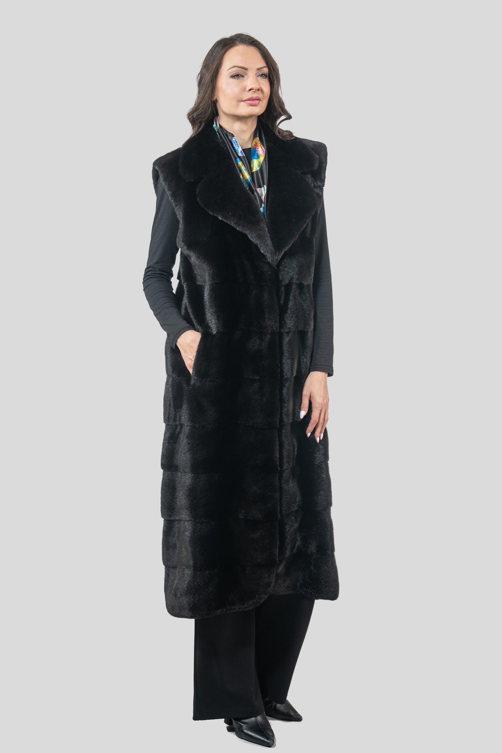 Blackglama Mink Vest with Notch Collar P/K13c519s20o