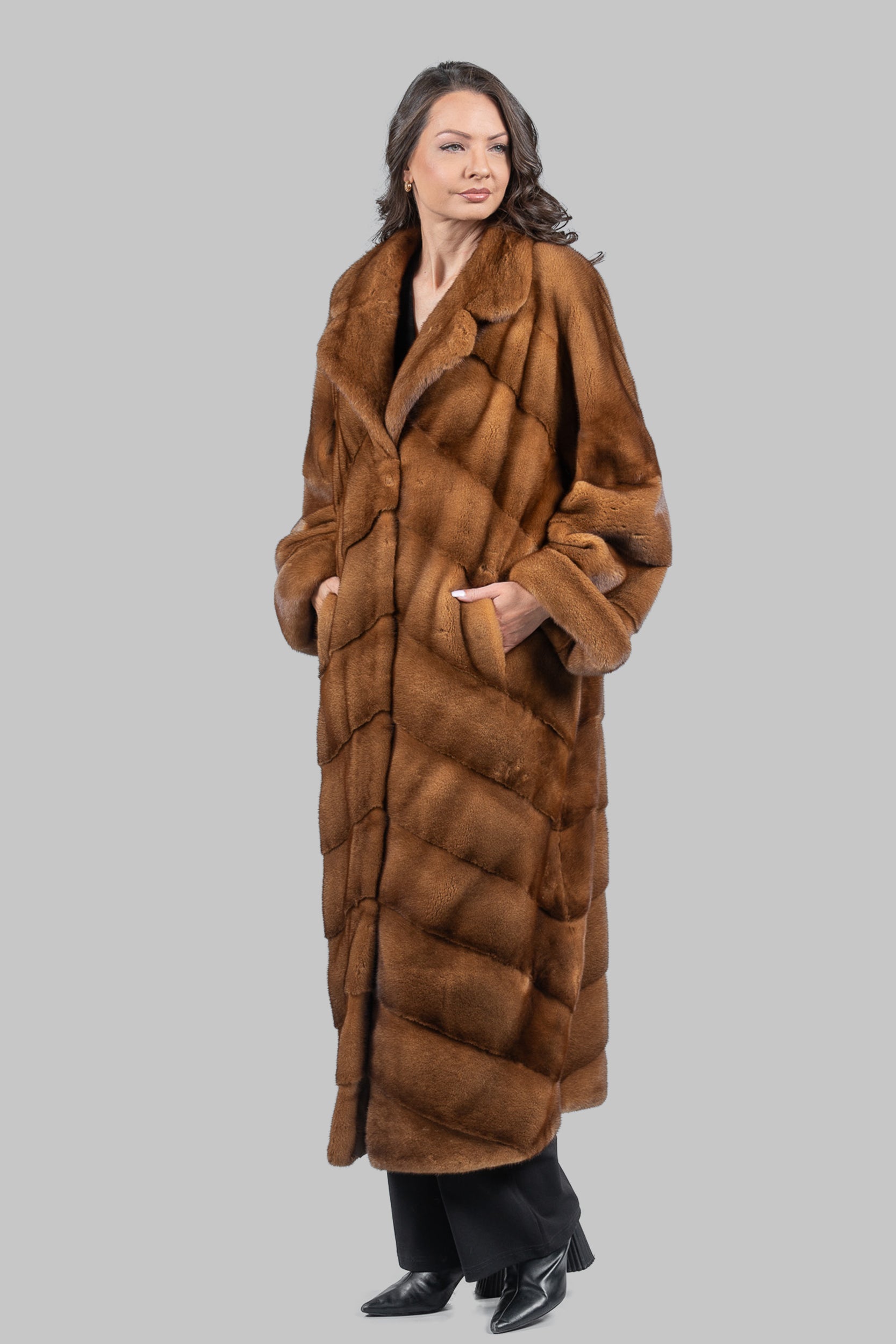 Gold Mink Coat with Notch Collar A/K13C848GS20