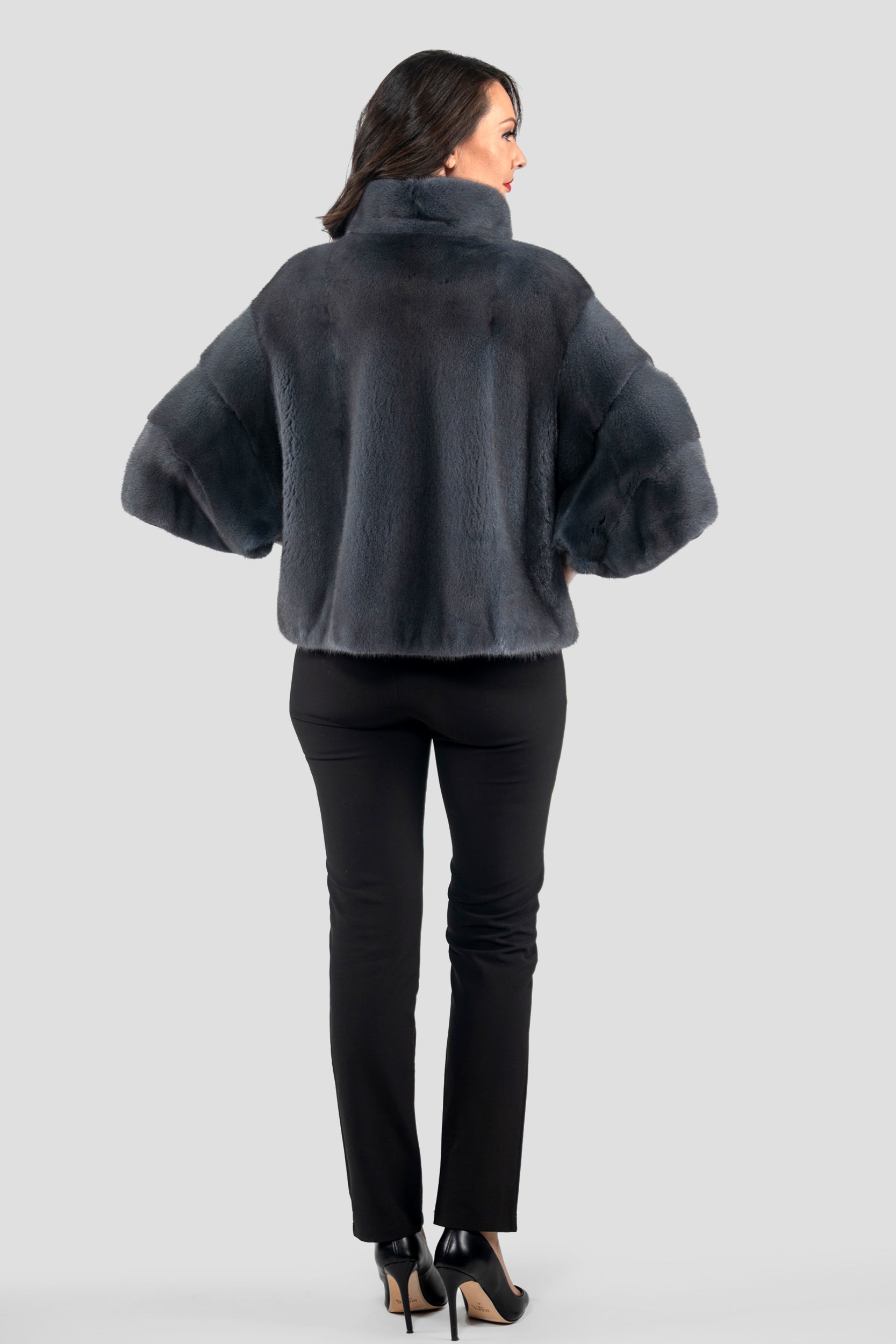 Asphalto Mink Jacket with Stand Collar and Short Sleeves L/O13C138