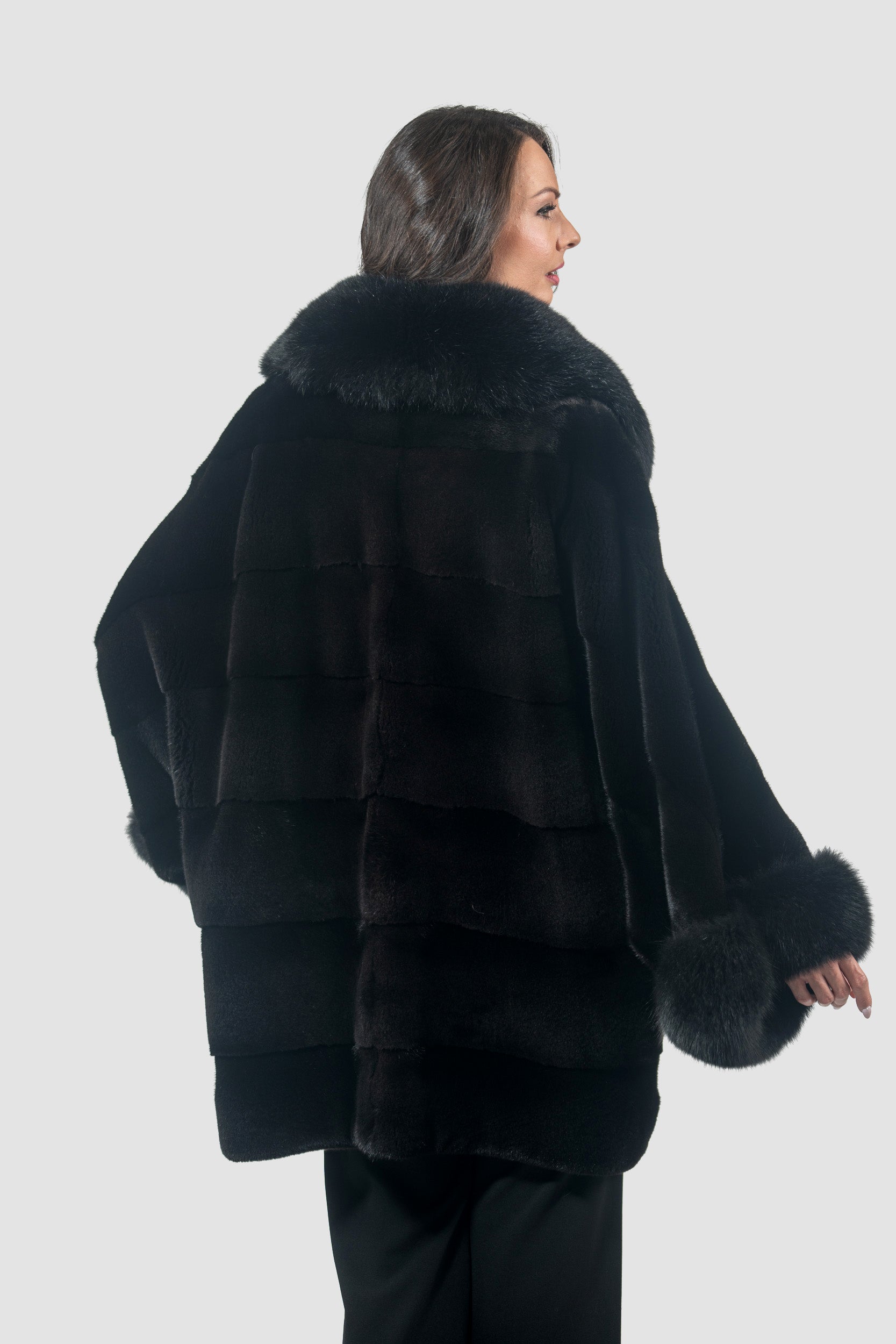 Blackglama Mink Cape with Fox-Trimmed Notch Collar P/K929