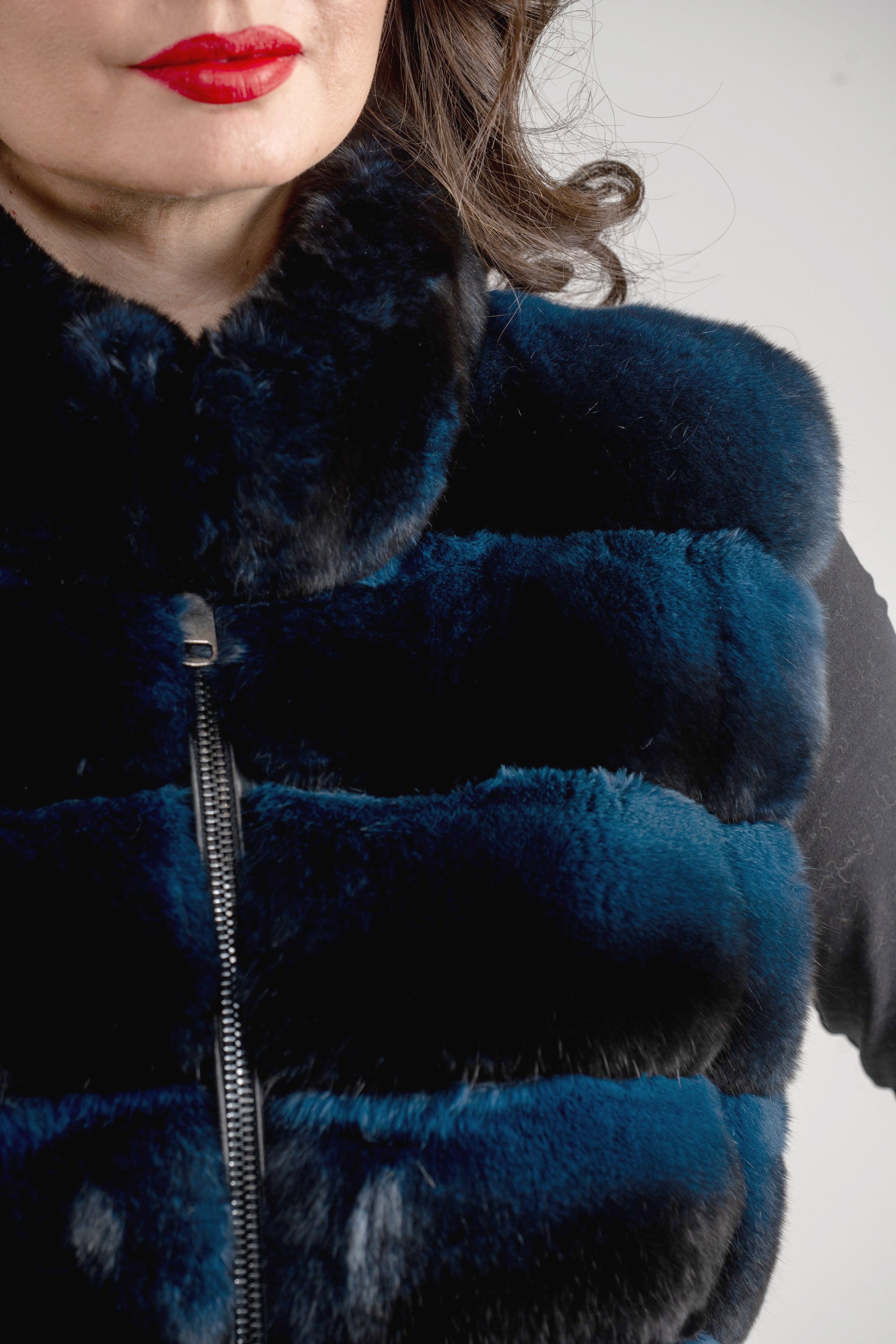 Chinchilla Fur Vest with Stand Collar and Mink Trim in Blue Black P/K2201