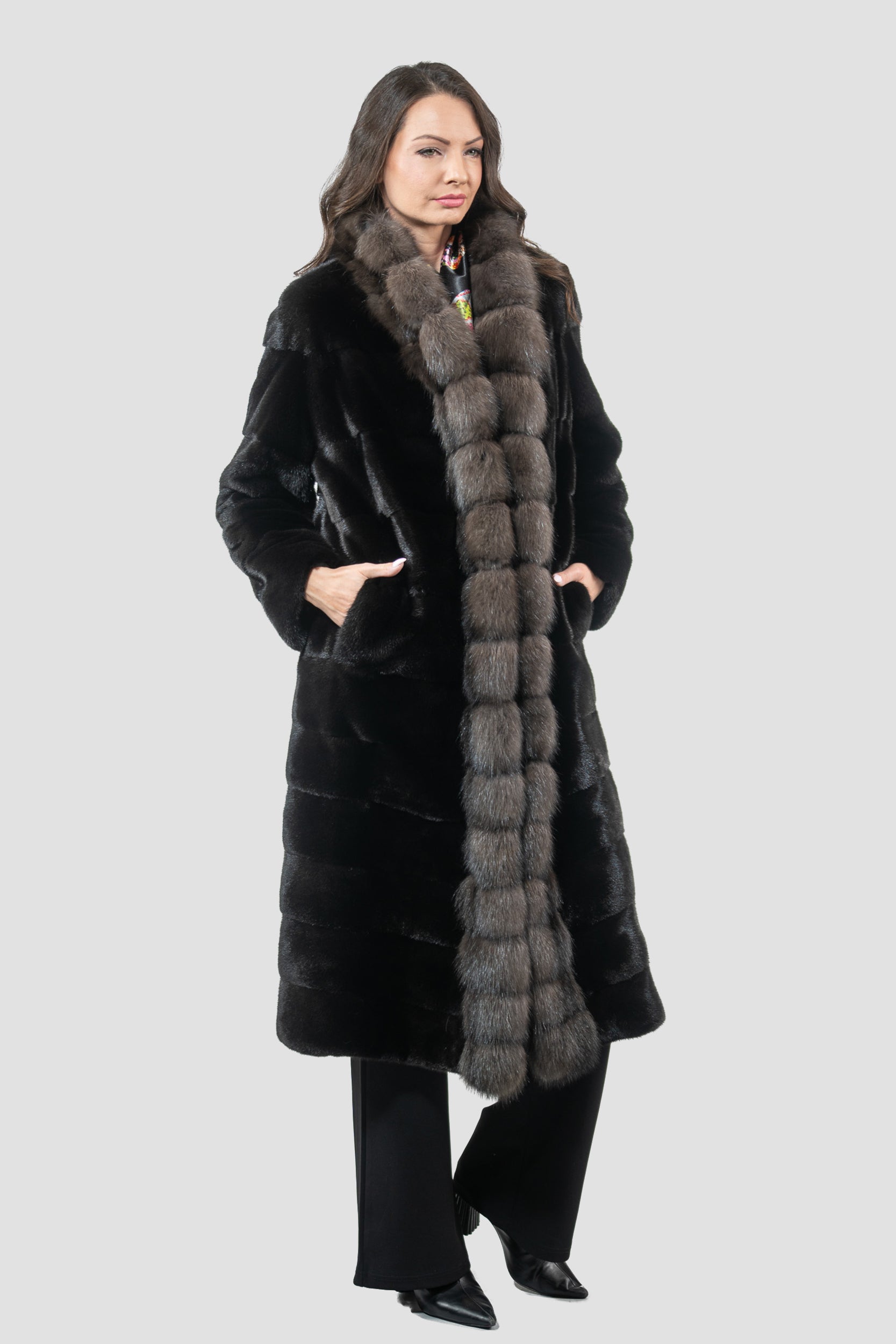 Blackglama Mink Coat With Russian Sable Trim P/K22C68