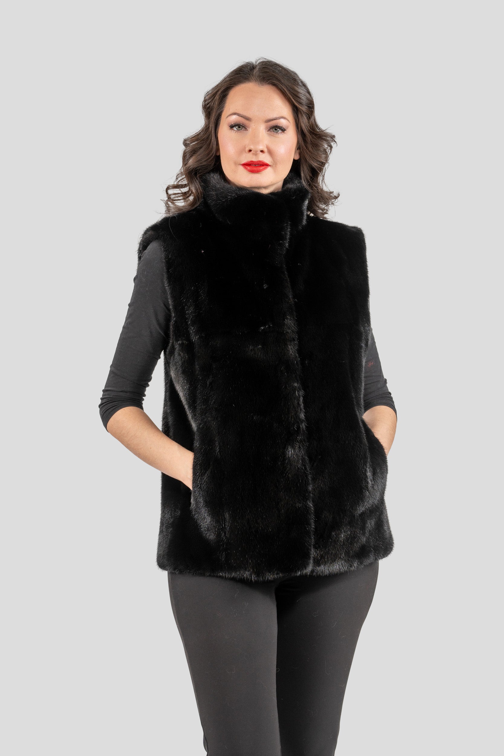 Female Blackglama Mink Short Vest With Stand Collar L/O13c519g530