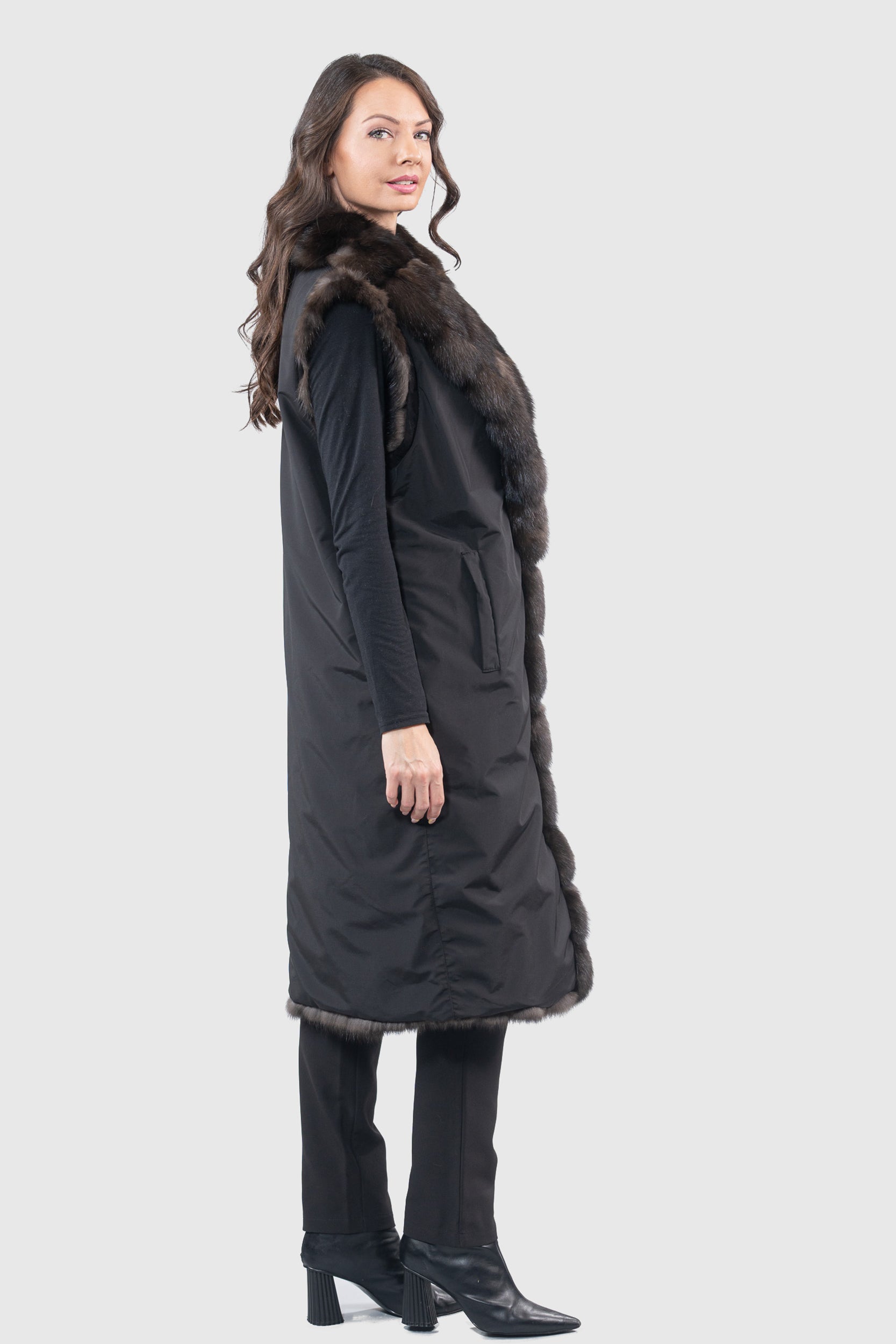 Reversible Dark Russian Sable Vest with Notch Collar V/K13C519C17