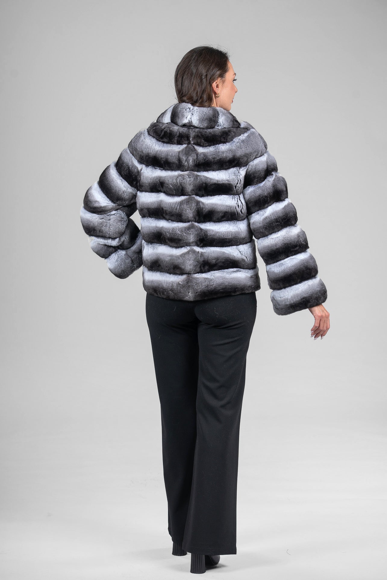 Natural Chinchilla Jacket with Notch Collar P/K13C528S20