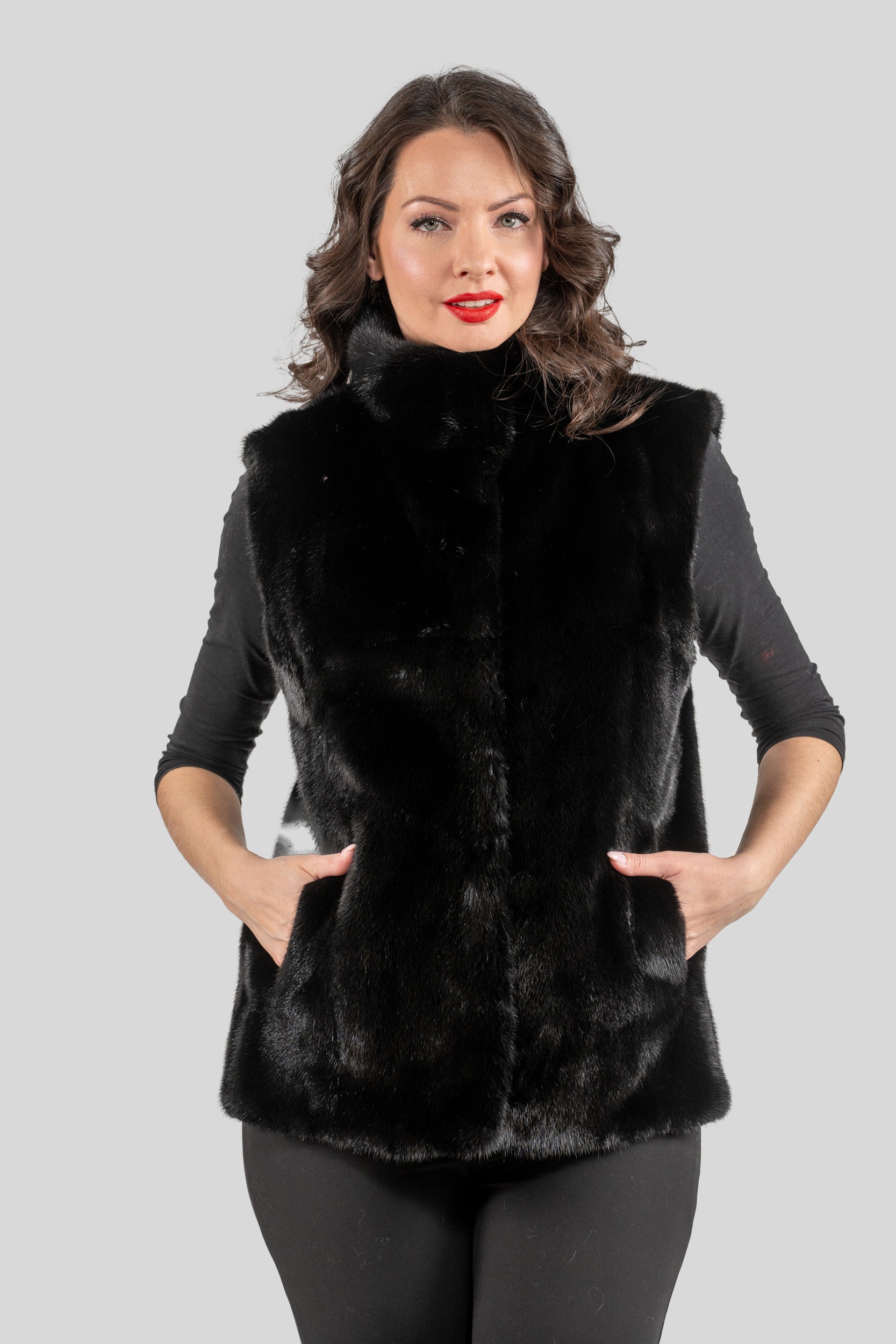 Female Blackglama Mink Short Vest With Stand Collar L/O13c519g530