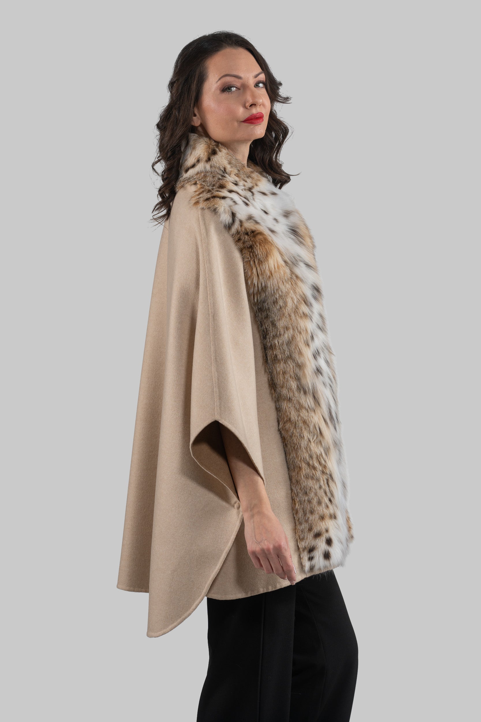 Ecru Cashmere Cape with Bobcat Fur Trim 18M950