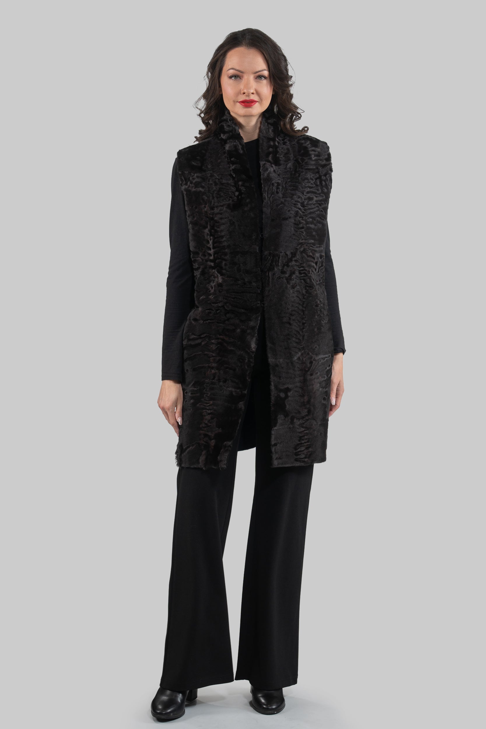 Grey Cashmere Vest with Swakara Fur Trim 17C8003