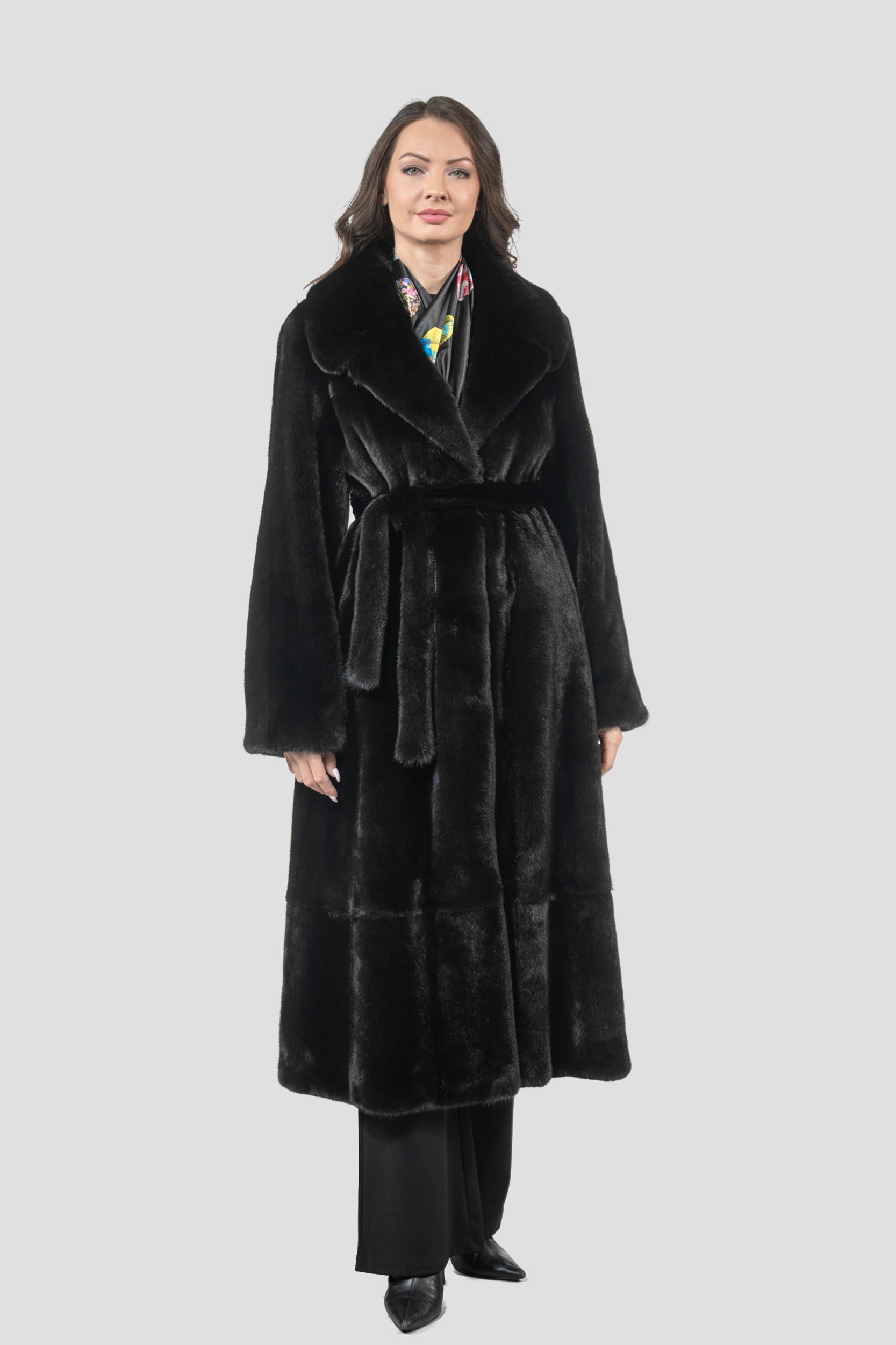 Blackgalama Mink Coat with Notch Collar S/S690S23