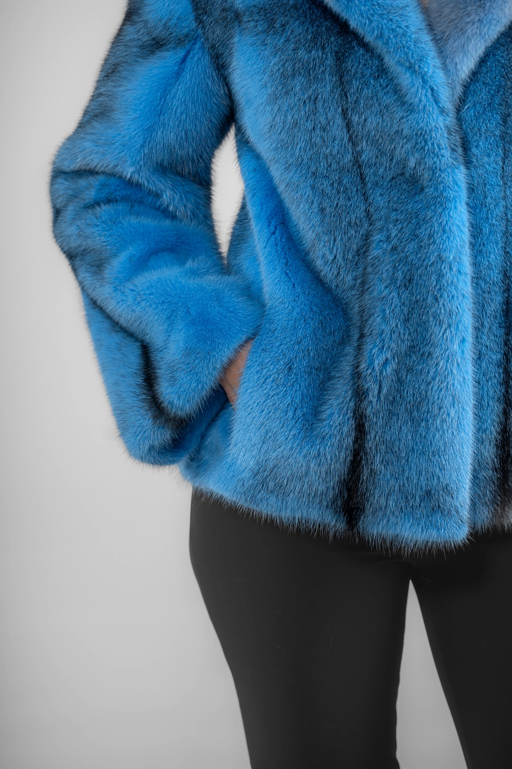Blue Sky Cross Mink Jacket with Notch Collar L/O13C528S20