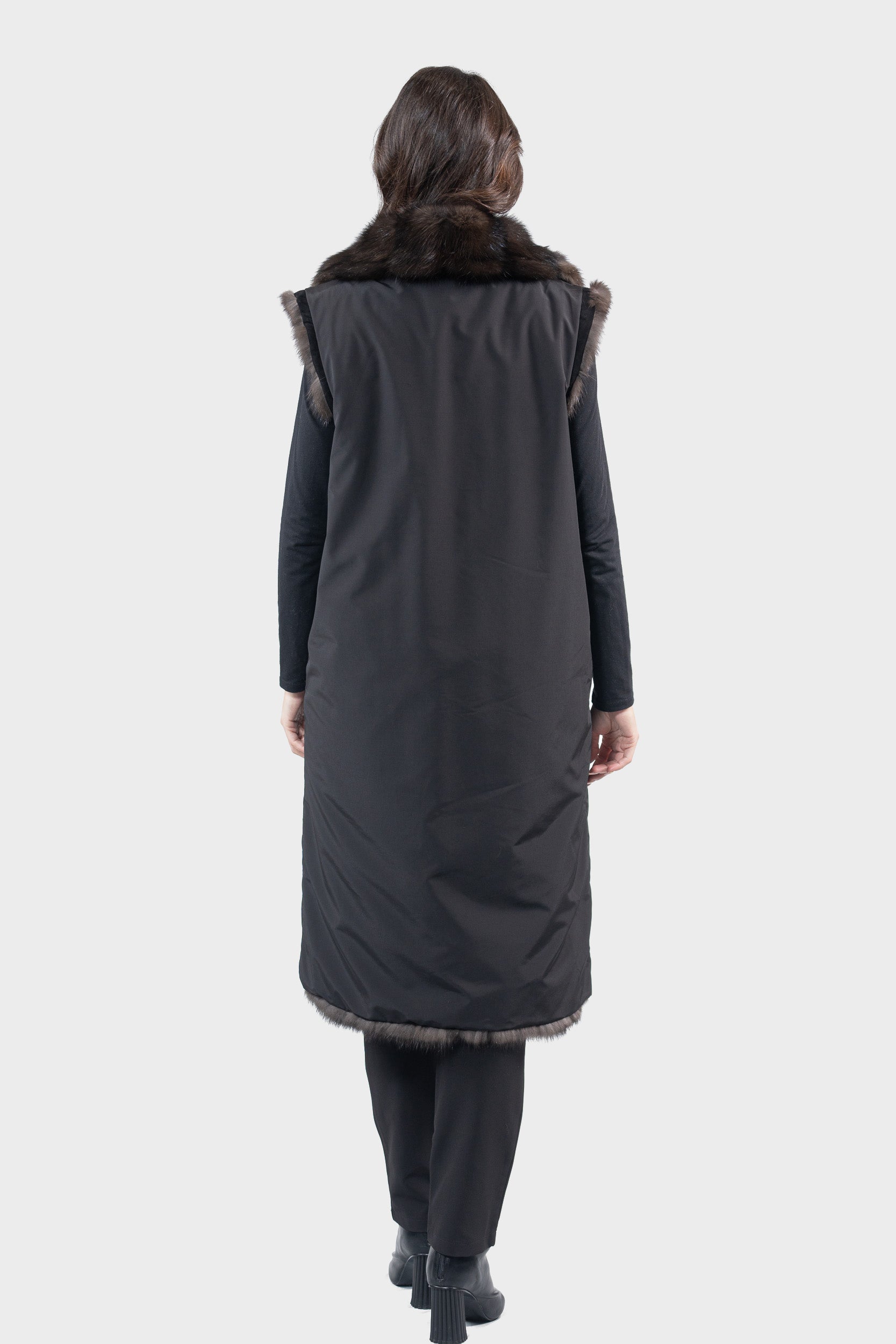 Reversible Dark Russian Sable Vest with Notch Collar V/K13C519C17