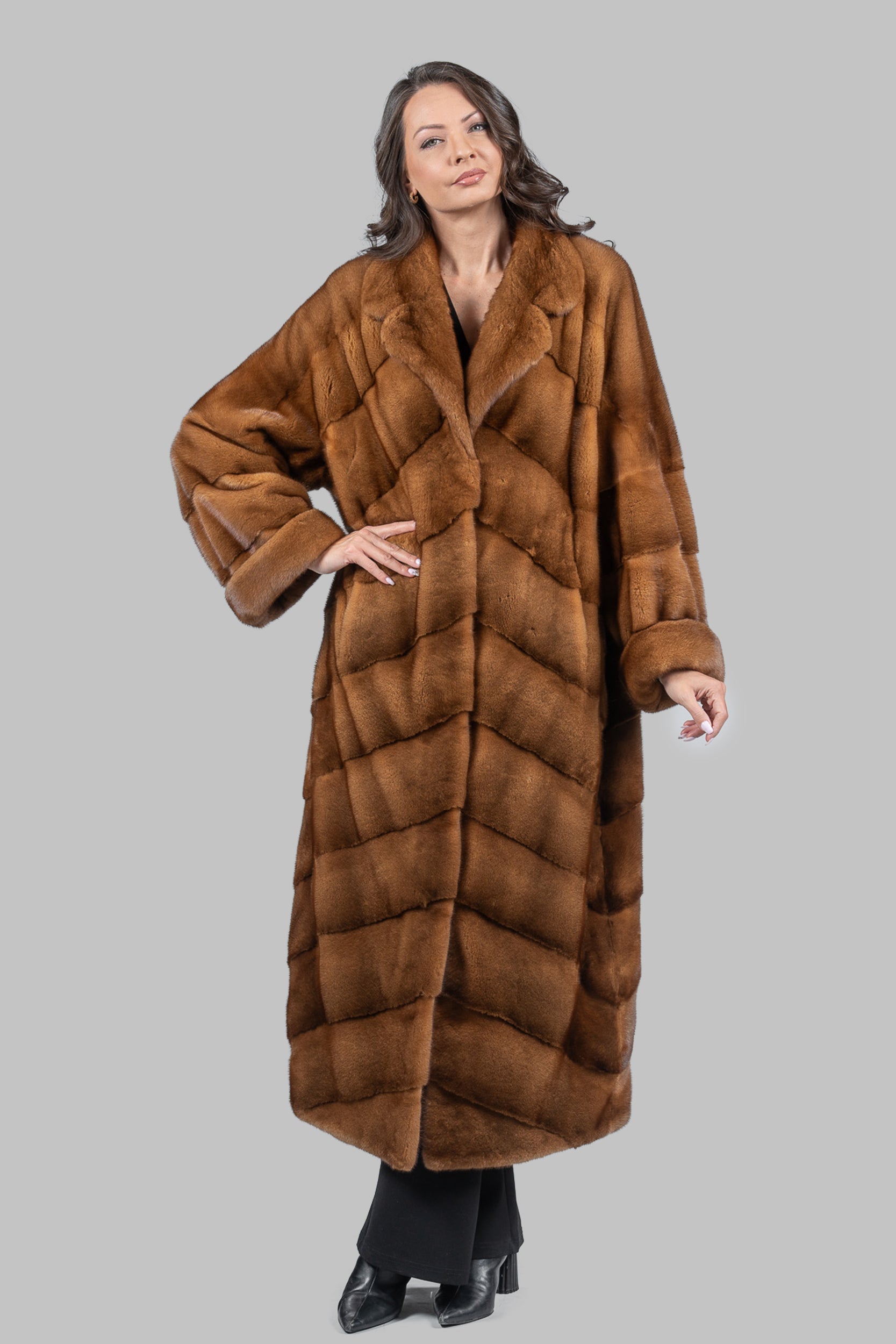 Gold Mink Coat with Notch Collar A/K13C848GS20