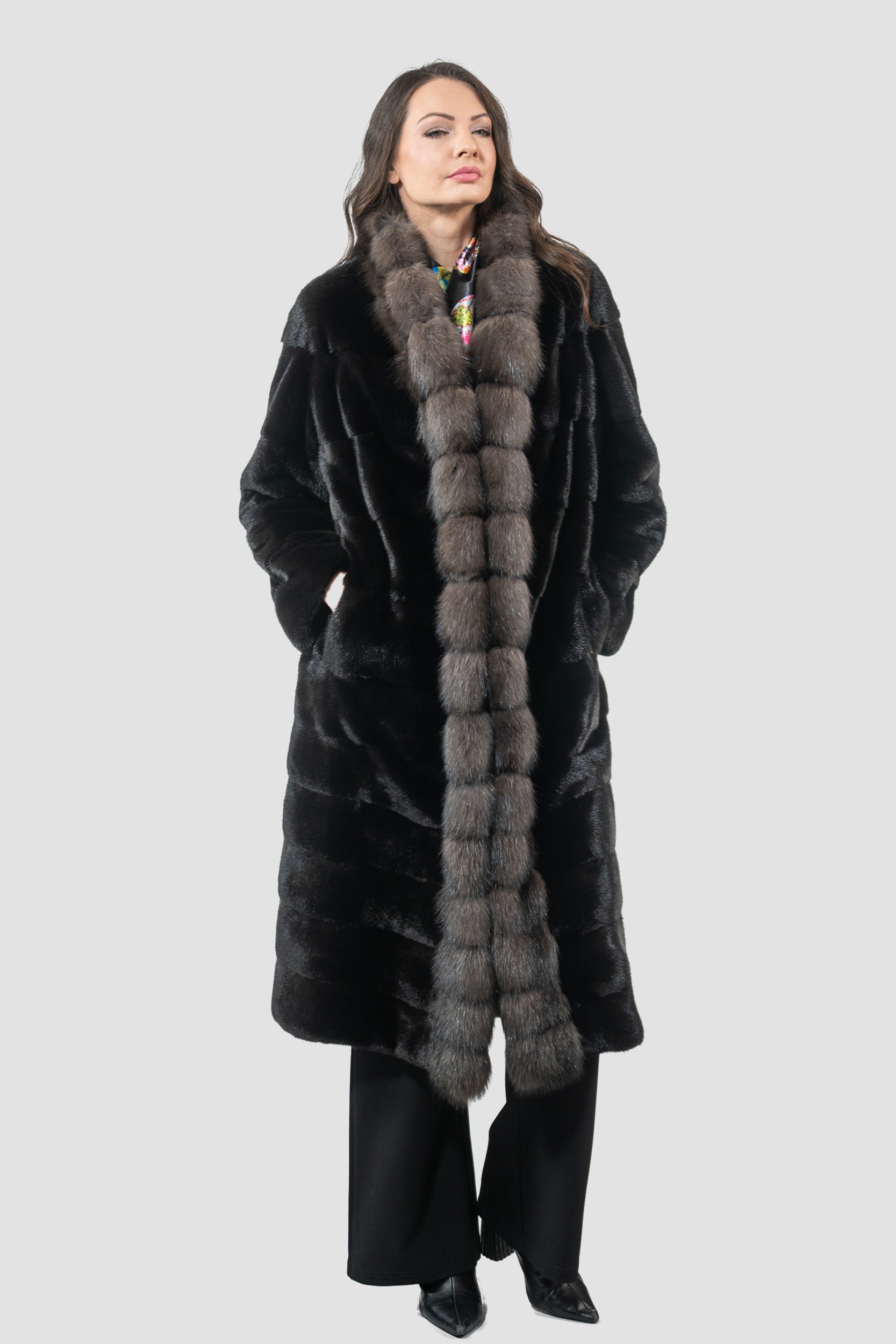 Blackglama Mink Coat With Russian Sable Trim P/K22C68