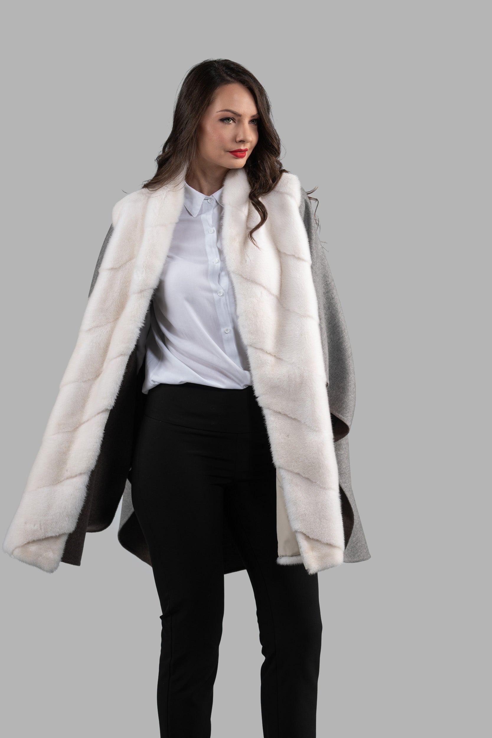 Grey Brown Cashmere Cape with Mink Trim 18M950