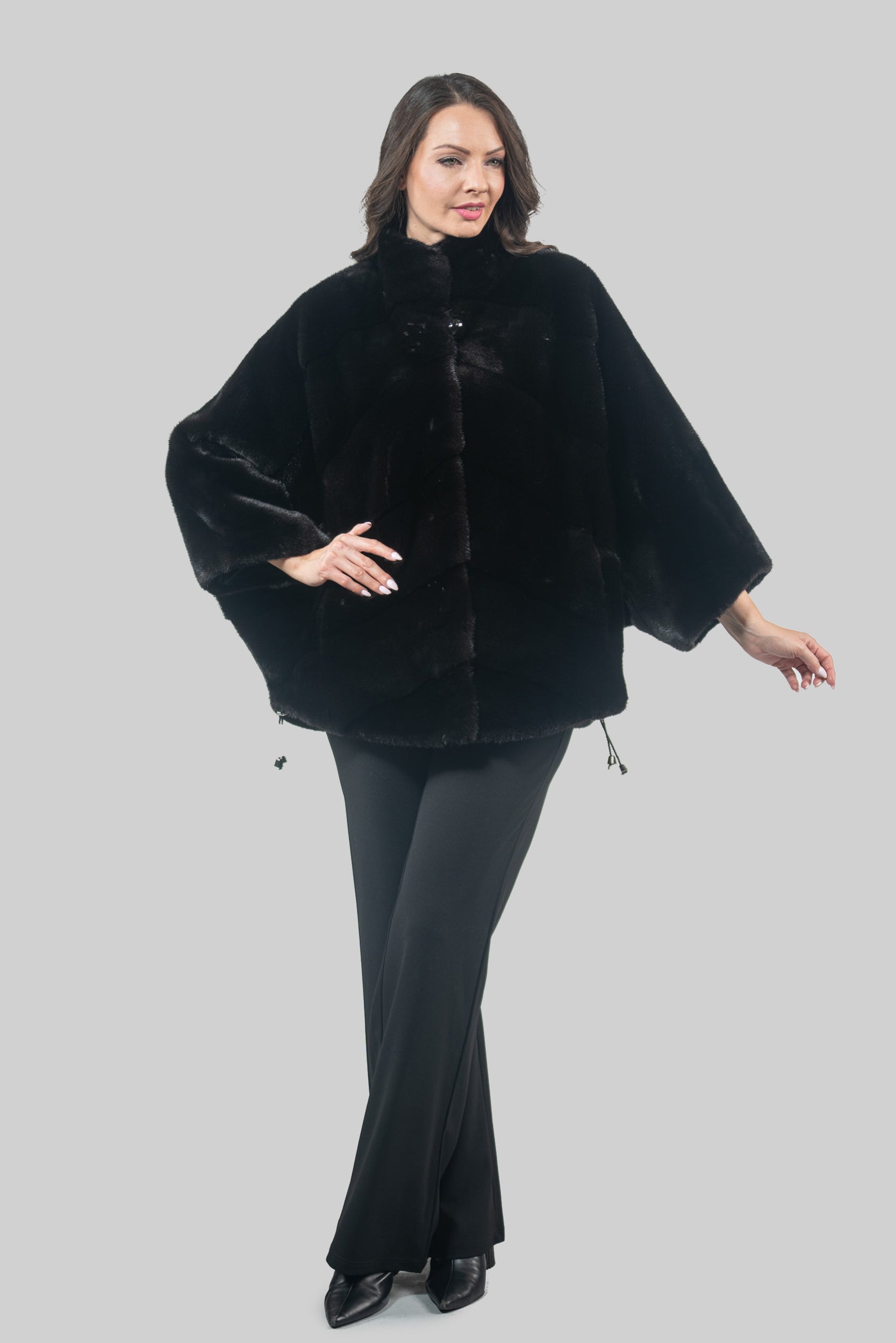 Blackglama Mink Cape A/KR6