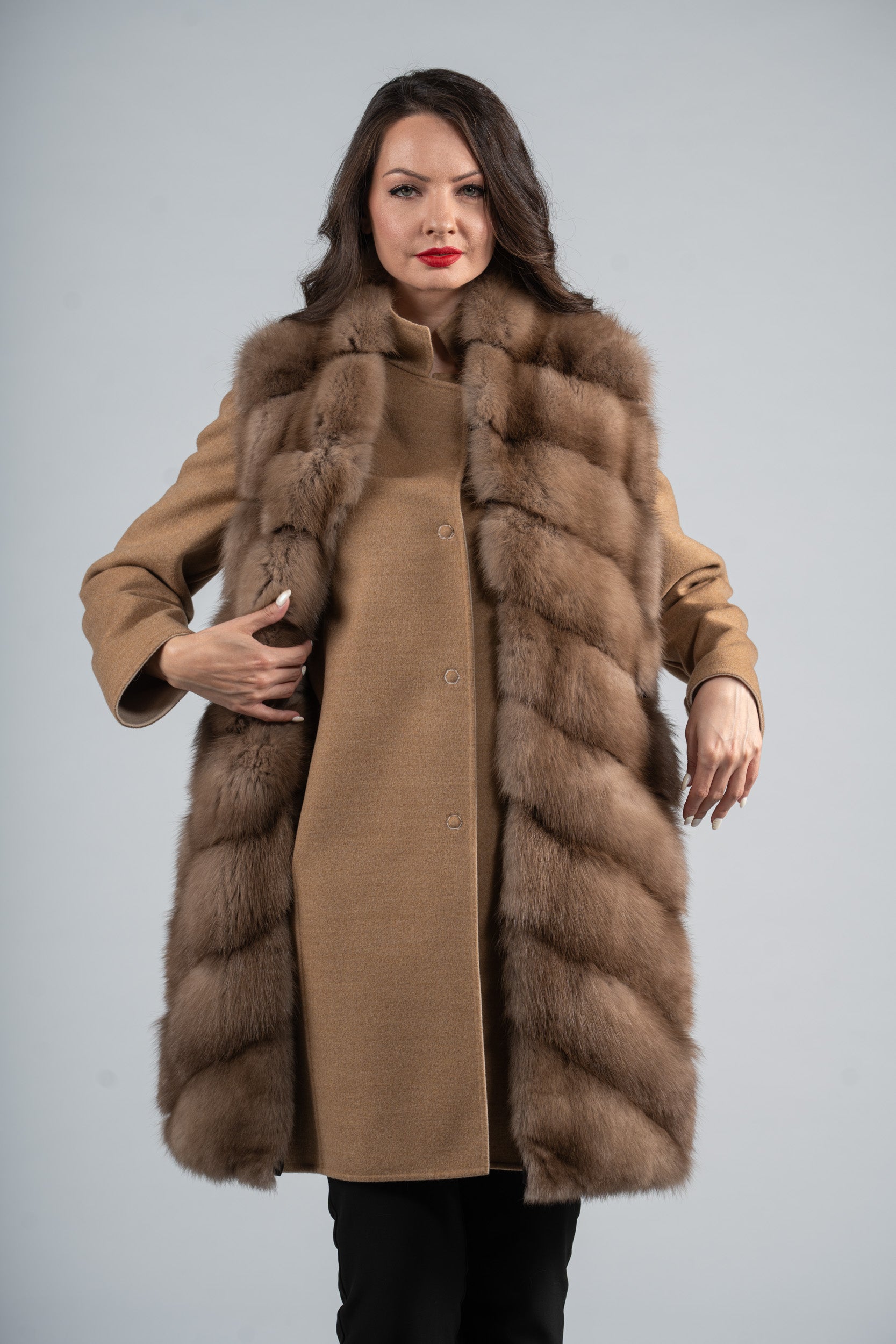 Beige Cashmere Half Coat & Vest with Baumarten Trim 17C8003