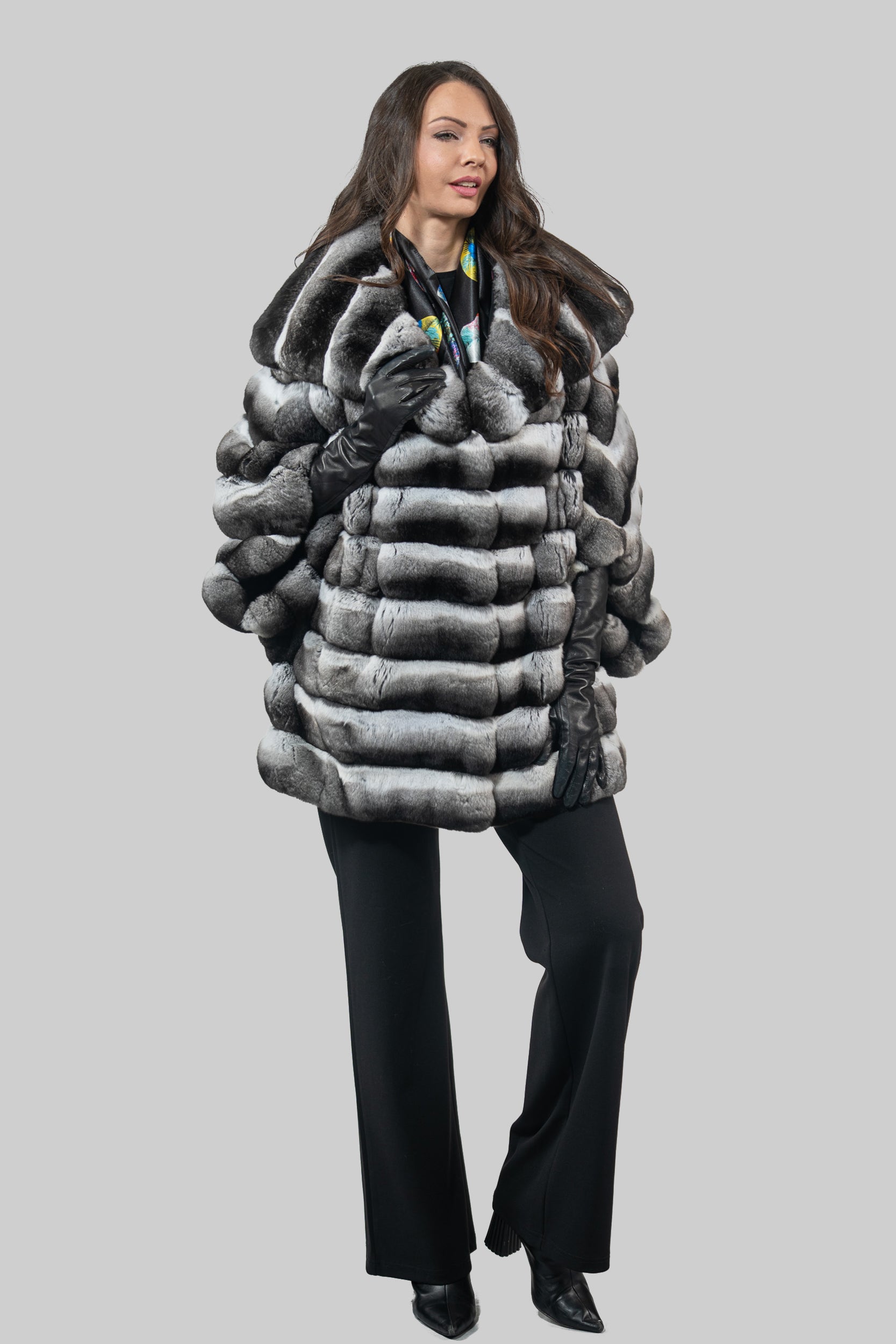 Chinchilla Hooded Cape P/K13C949