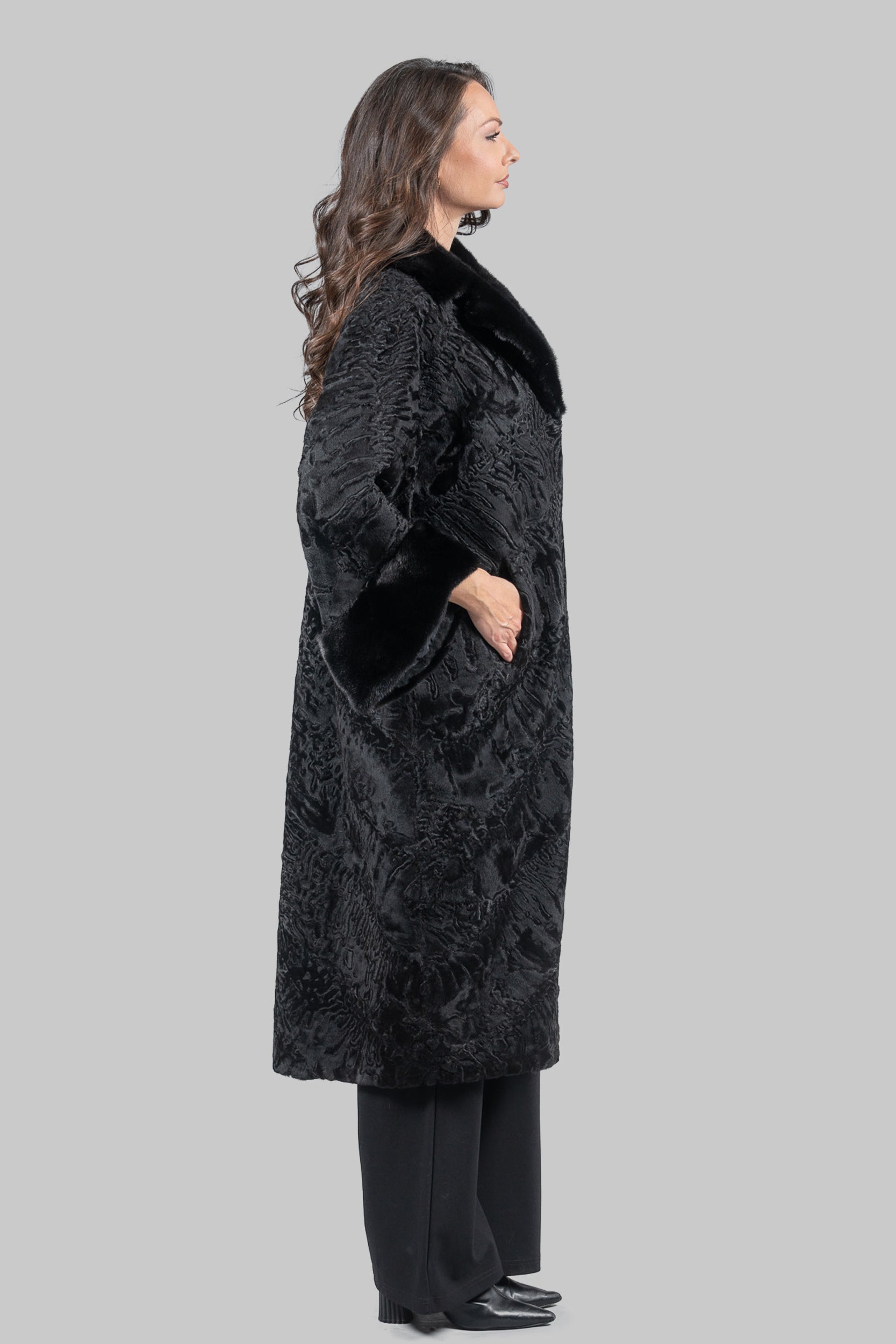 Black Swakara Coat with Mink-Trimmed Notch Collar A/K13C848s34v30