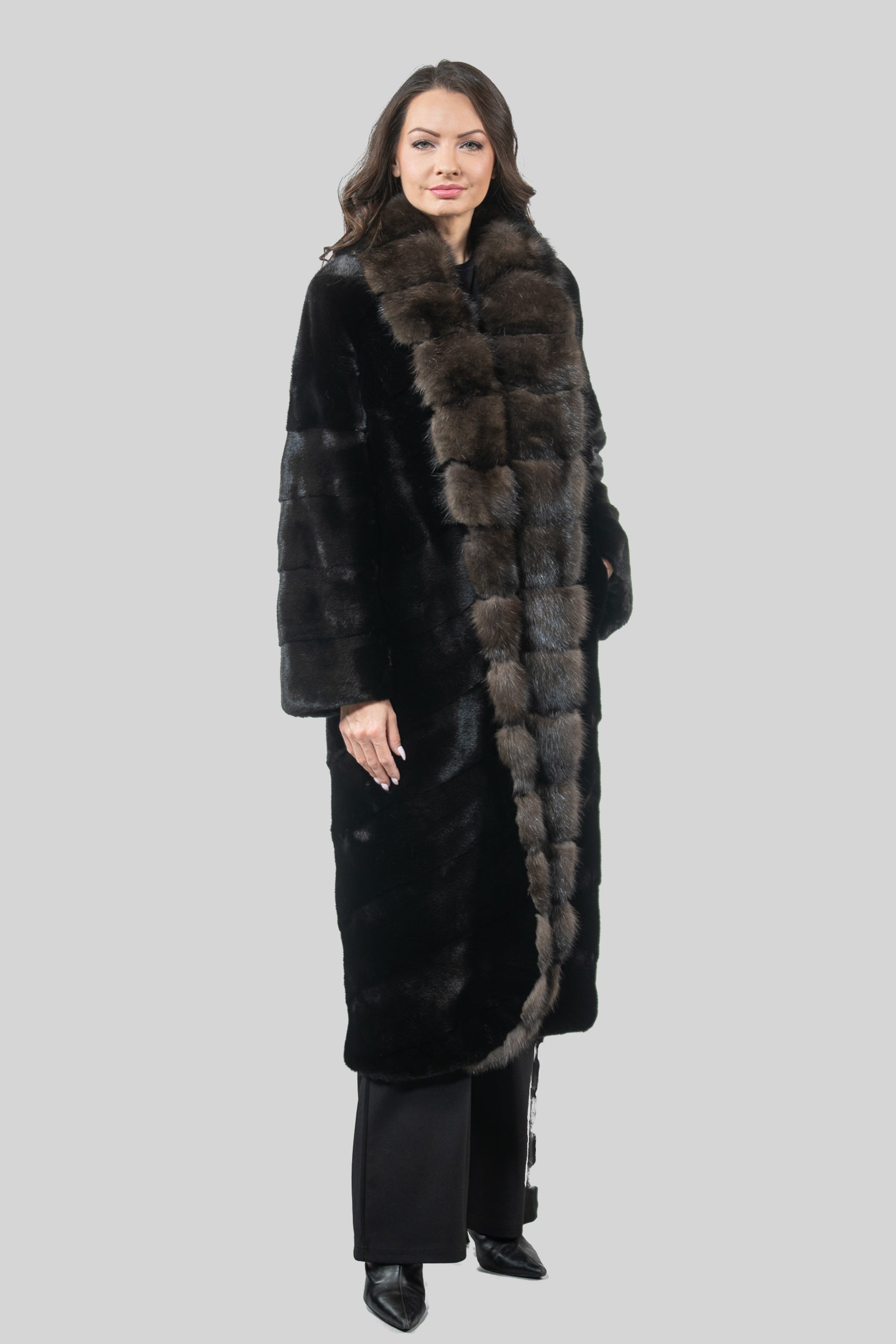 Blackglama Mink Coat With Russian Sable Trim A/K22C15