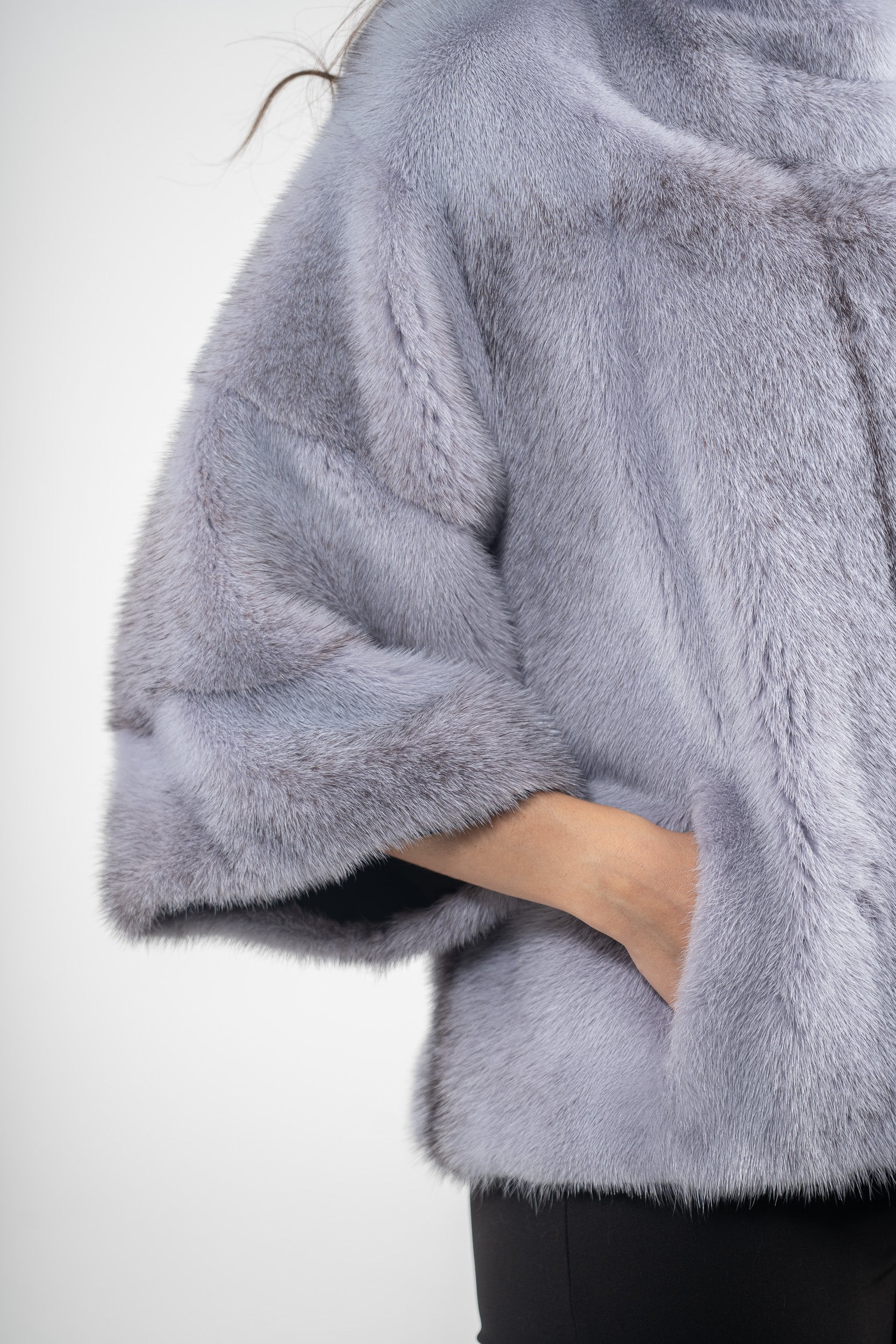 Grey Moon Cross Mink Jacket with Stand Collar and Short Sleeves L/O13C138