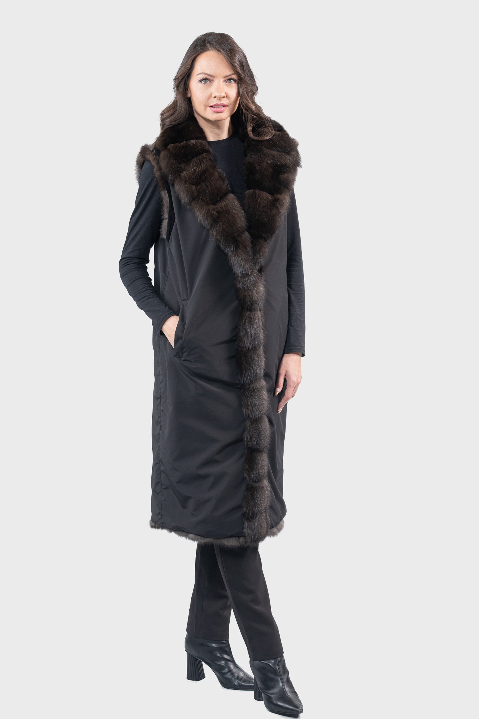 Reversible Dark Russian Sable Vest with Notch Collar V/K13C519C17