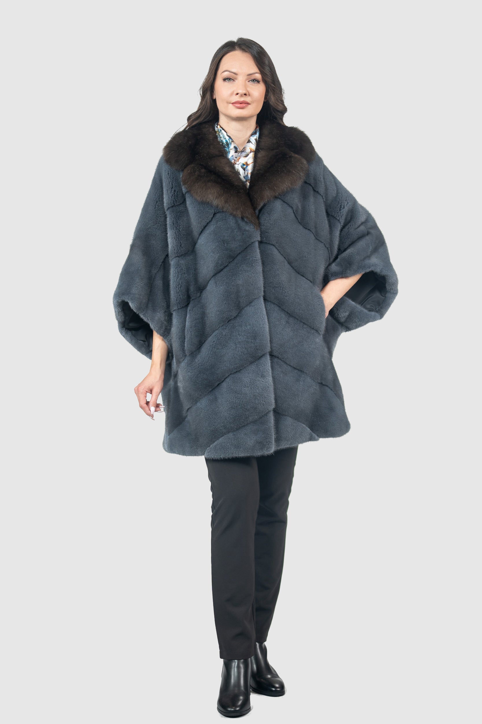 Asphalto Mink Cape with Russian Sable-Trimmed Notch Collar P/K13C949
