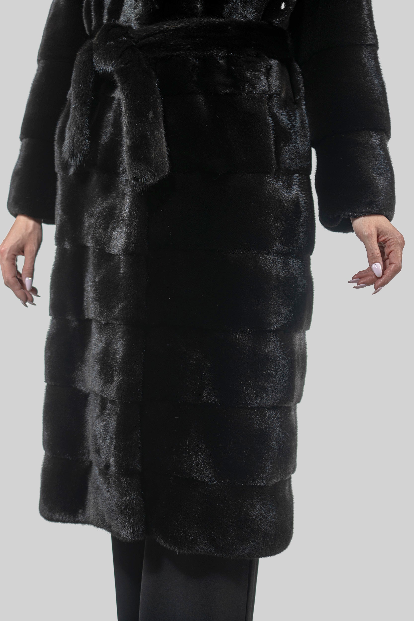 Blackglama Mink Coat with Notch Collar P/K13c530s20