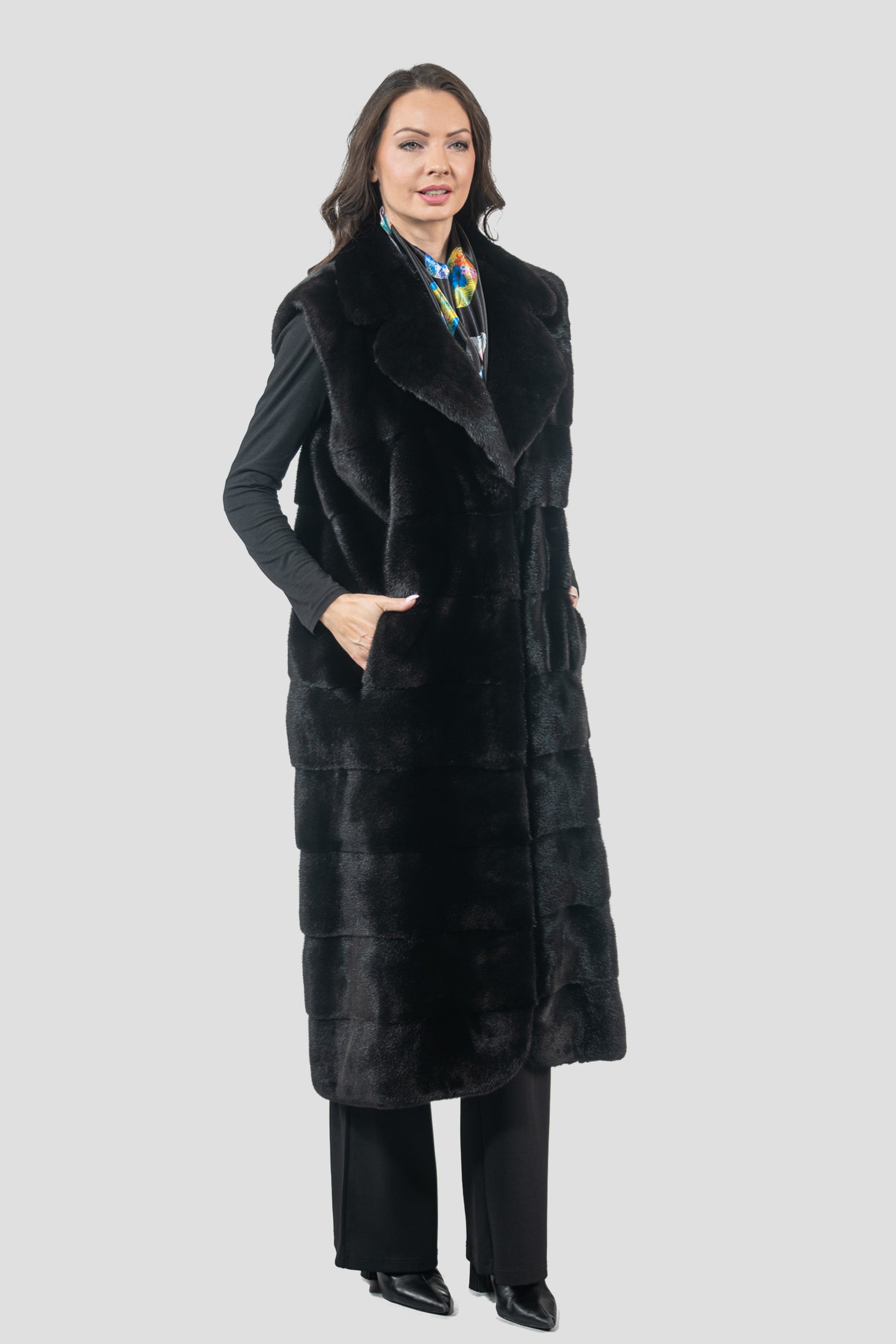 Blackglama Mink Vest with Notch Collar P/K13c519s20o