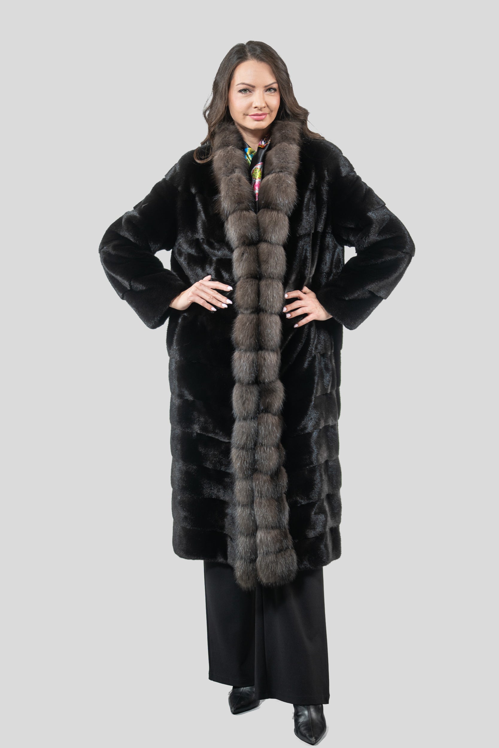 Blackglama Mink Coat With Russian Sable Trim P/K22C68