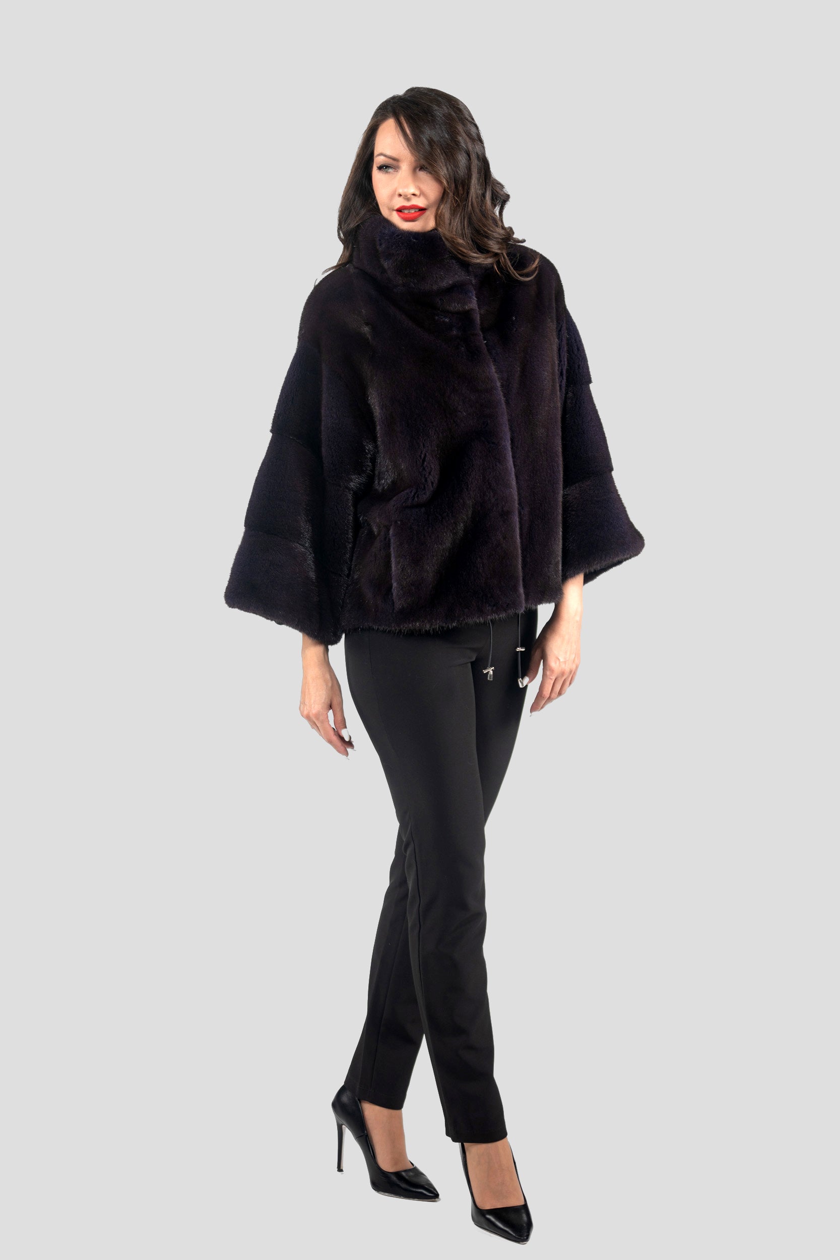 Aubergine Mink Jacket with Stand Collar and Short Sleeves L/O13C138
