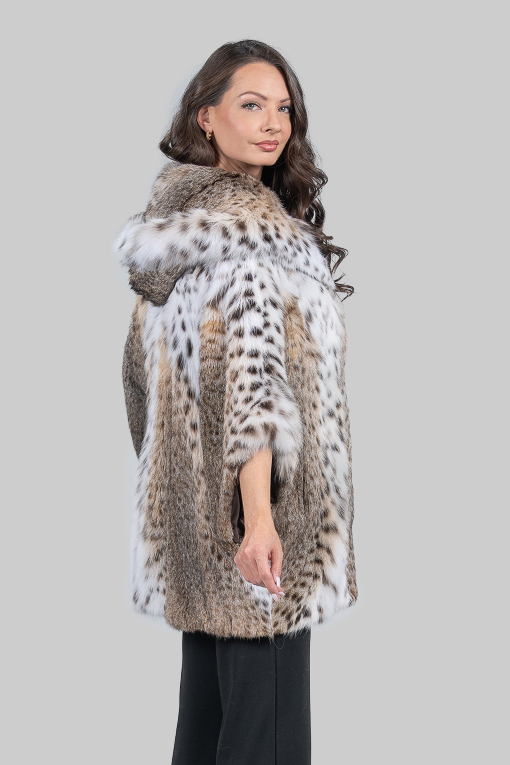 Bobcat Hooded Cape 13C949H