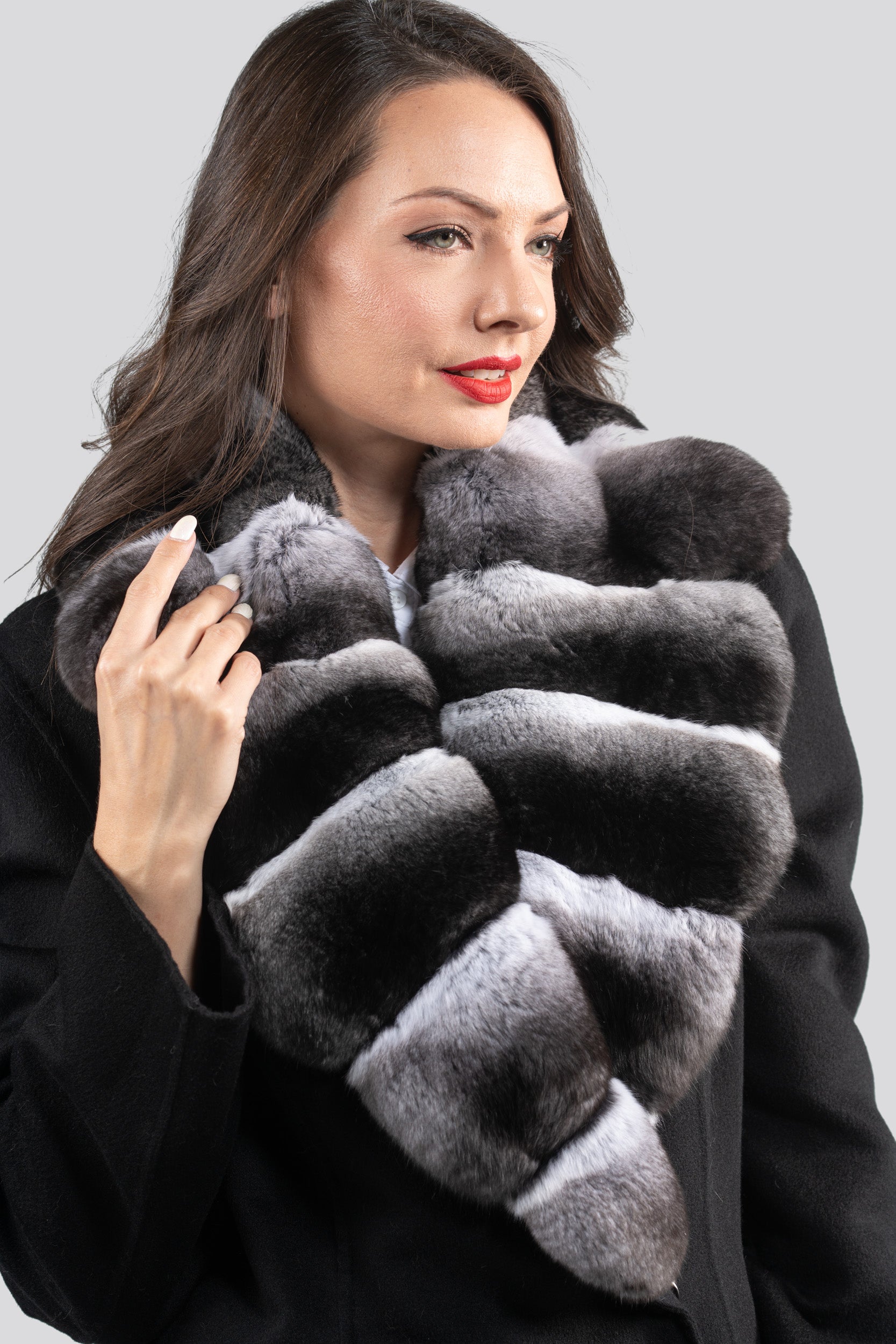 Black Cashmere Coat with Chinchilla Notch Collar 19C8250