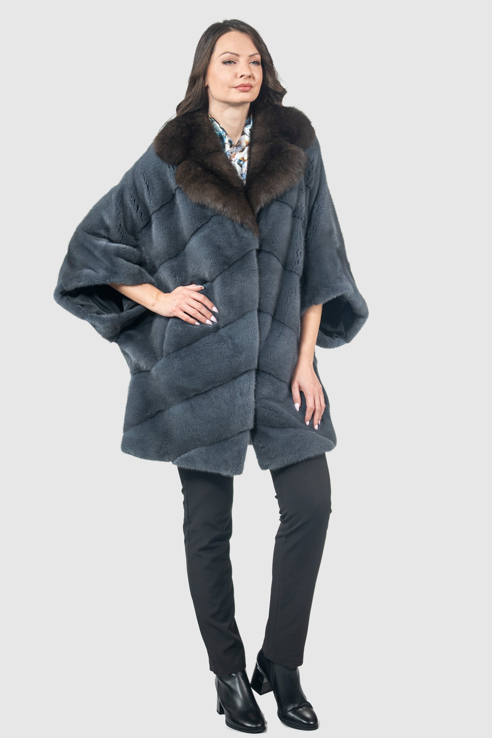Asphalto Mink Cape with Russian Sable-Trimmed Notch Collar P/K13C949