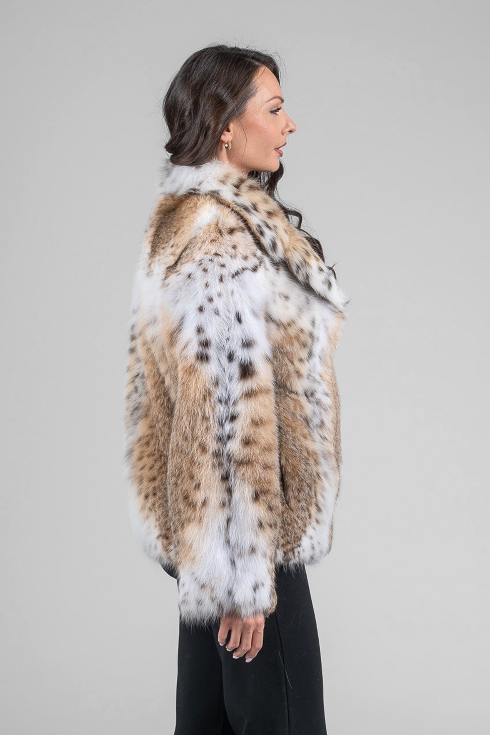 Bobcat Fur Jacket with Notch Collar in Natural Spotted Pattern 13C528S20