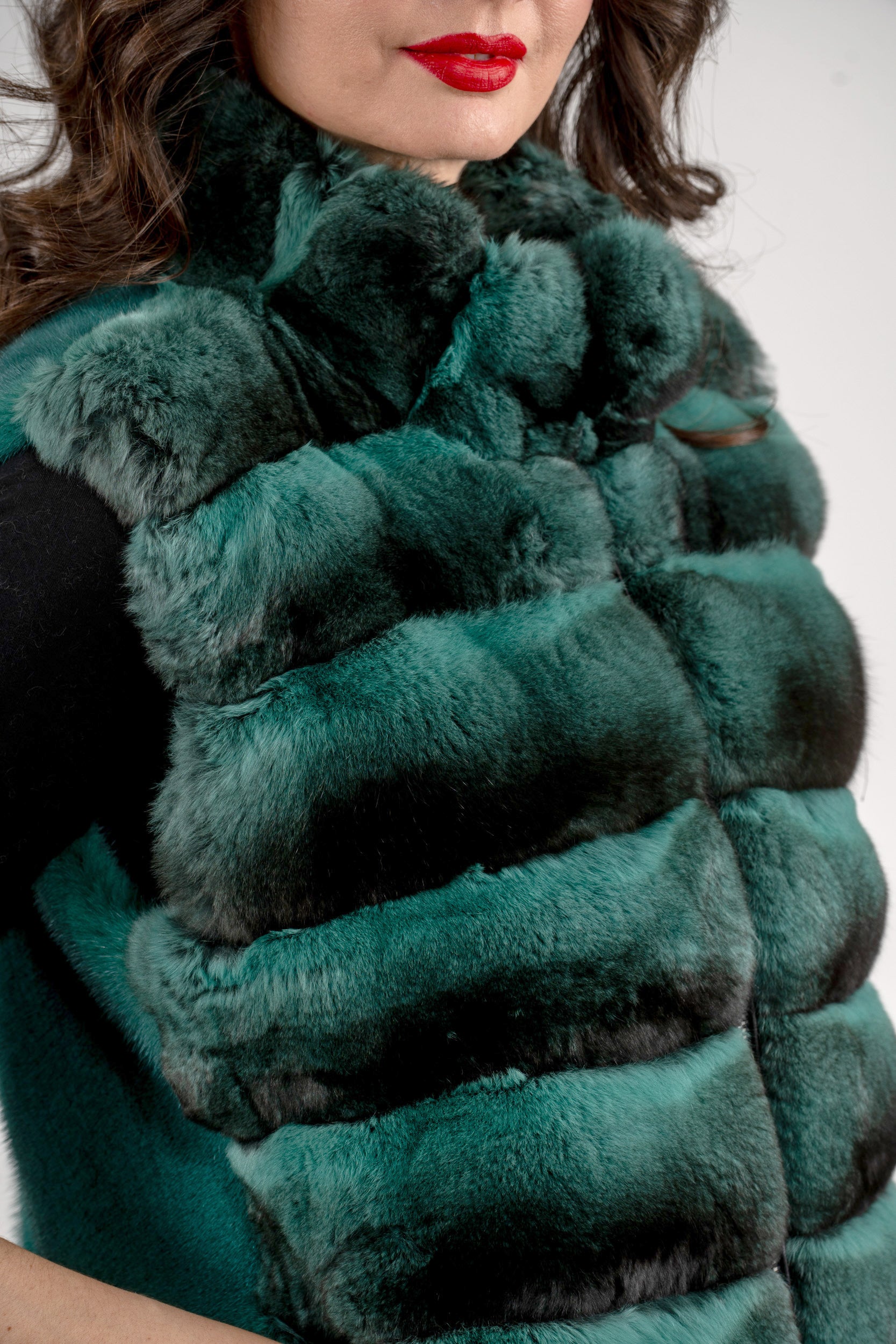 Emerald Green Chinchilla Fur Vest with Stand Collar and Mink Trim P/K2201