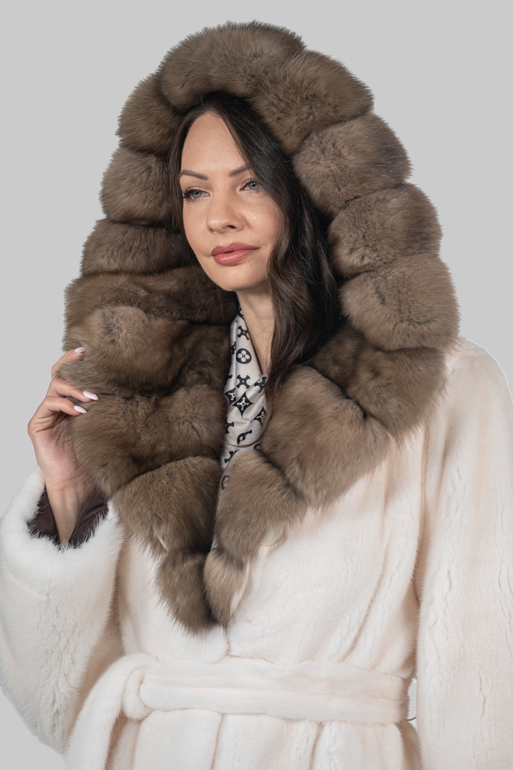 Pearl Mink Half Coat With Russian Sable Hood L/O13C978