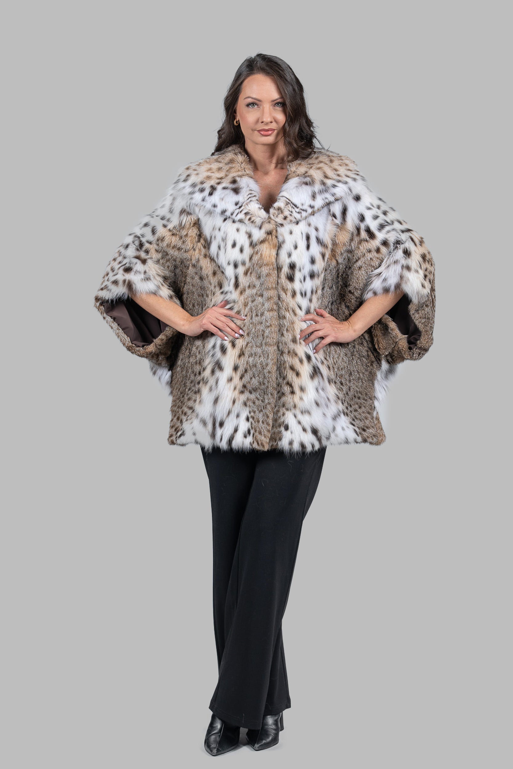 Bobcat Hooded Cape 13C949H